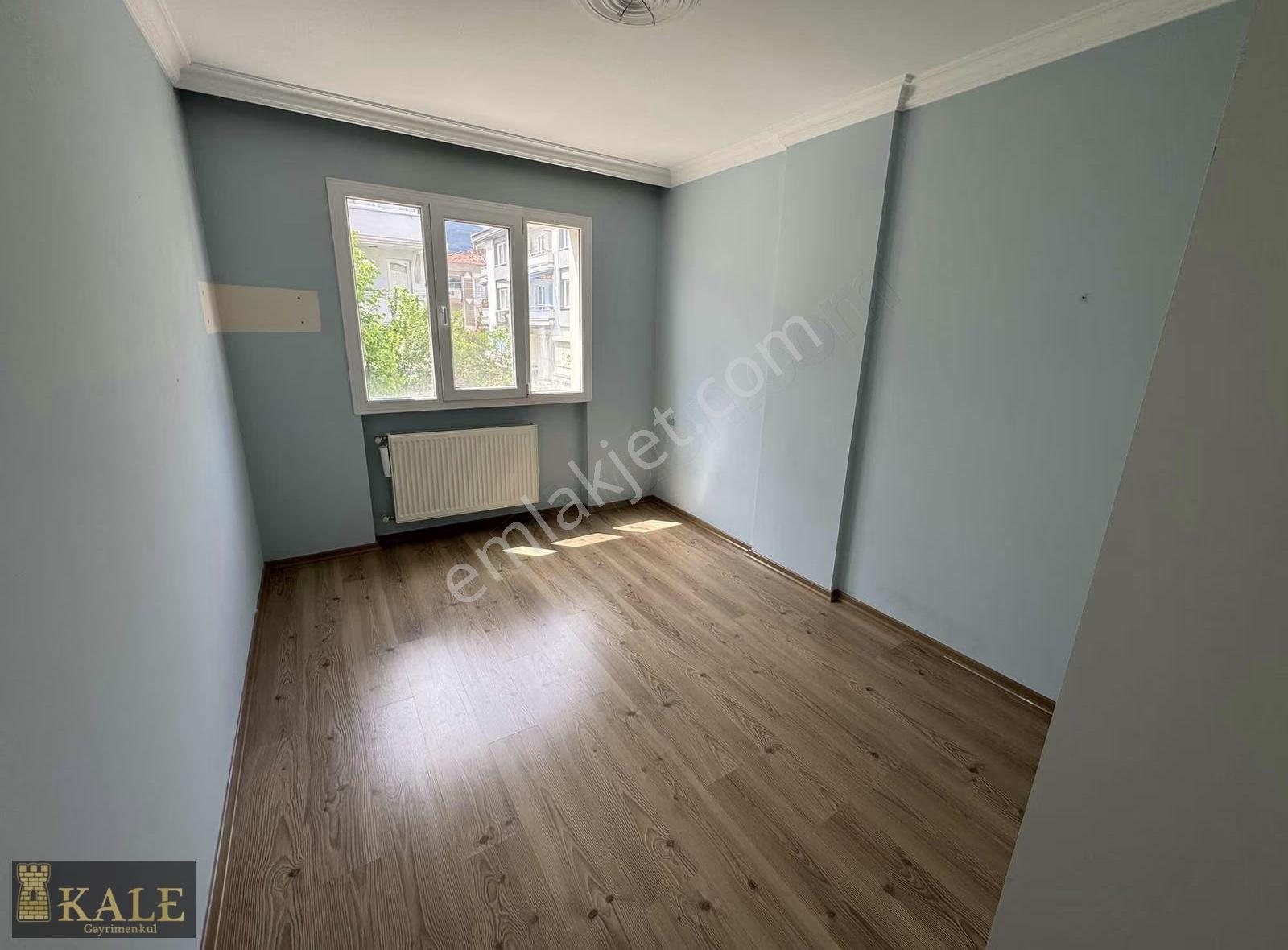 Kale'den Şehir Merkezi Kiralık 3+1 Daire - Görsel 3