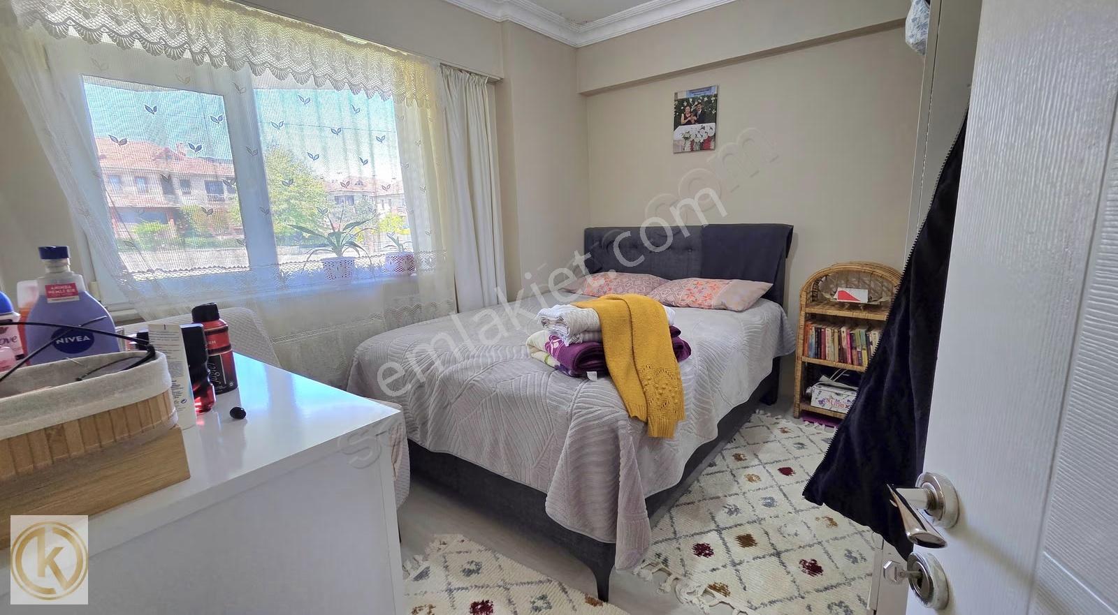 Kaymak Emlaktan Serdivan Kampüs Mevkinde Satılık Kiracılı 2+1 - Görsel 9