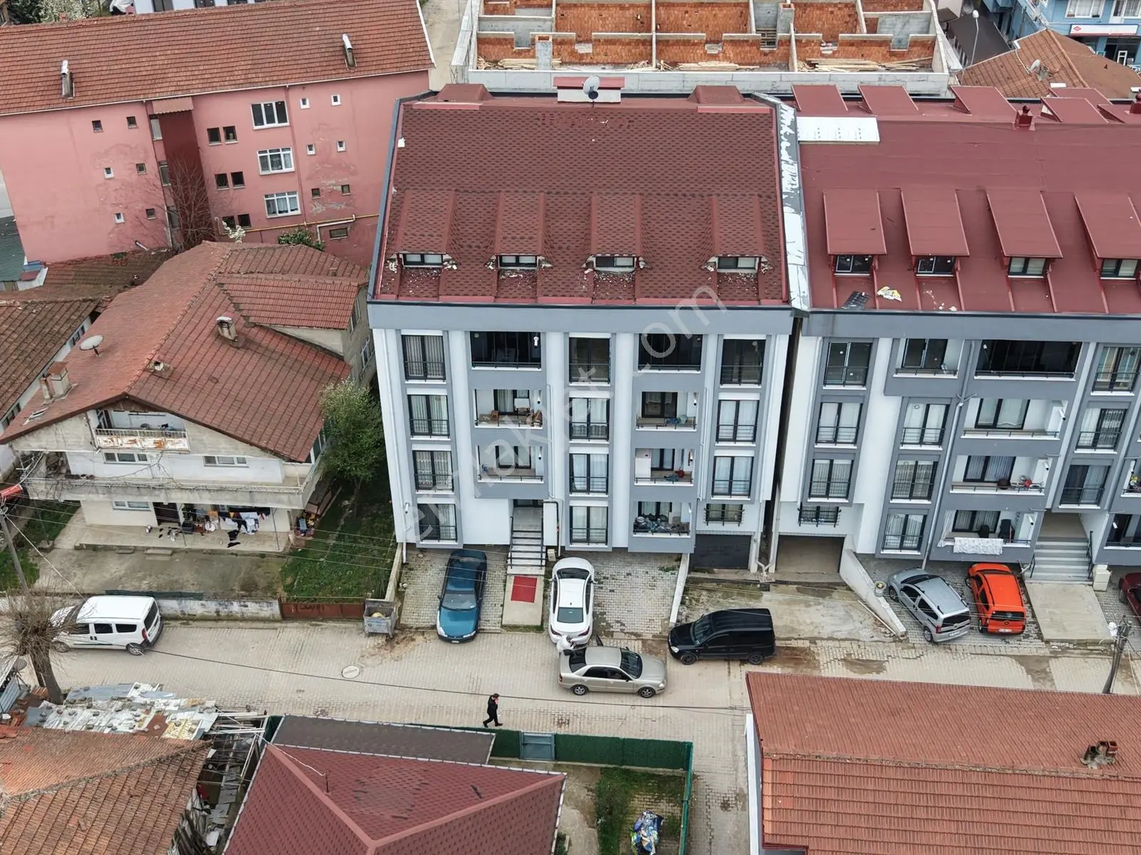 Emlakevim - Sakarya Hendek Çarşı Merkezinde 2+1 Satılık Daire !!