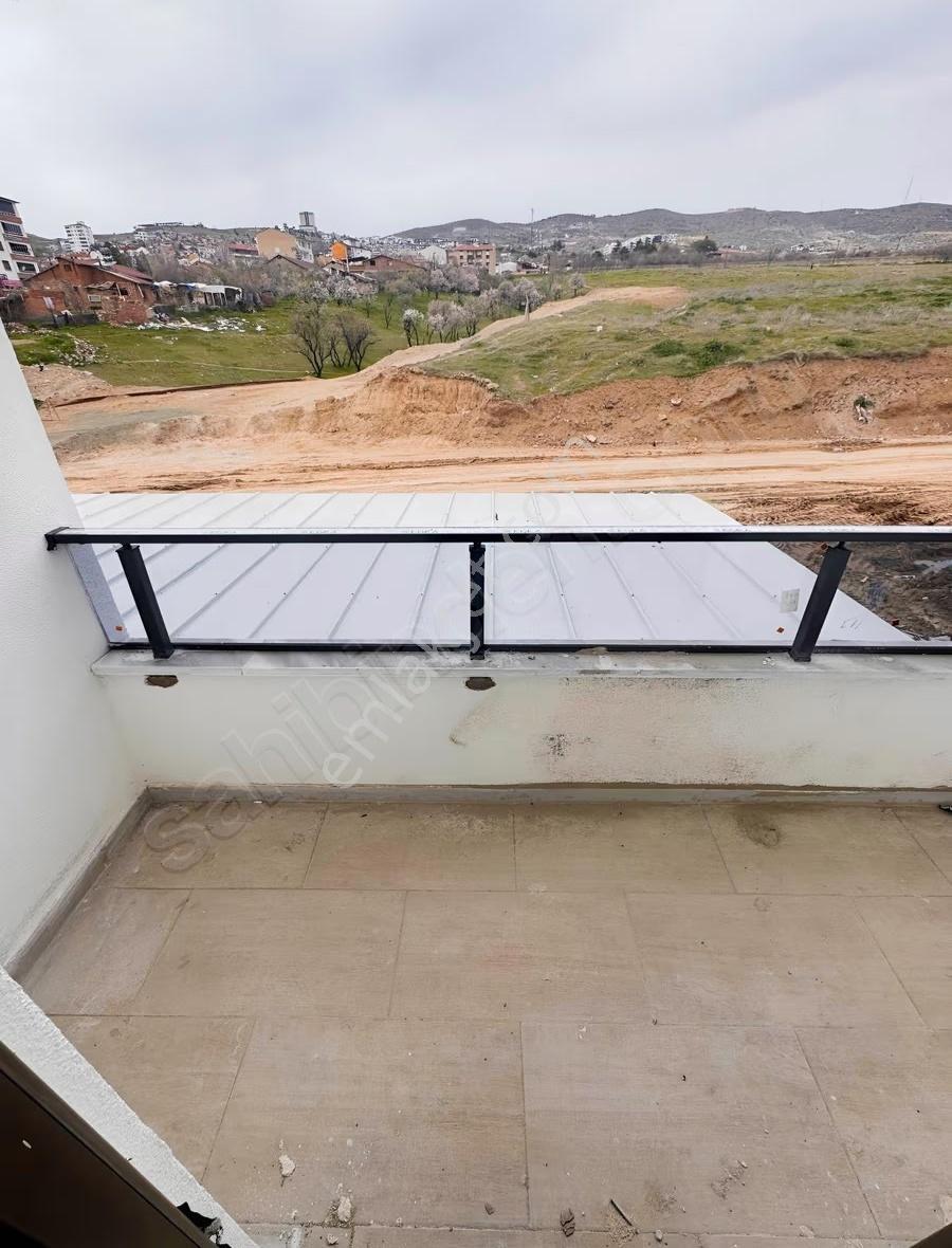 Kentin Yükselen Yerinde Merkezi Konumda 3+1 Sıfır Satılık Daire - Görsel 22