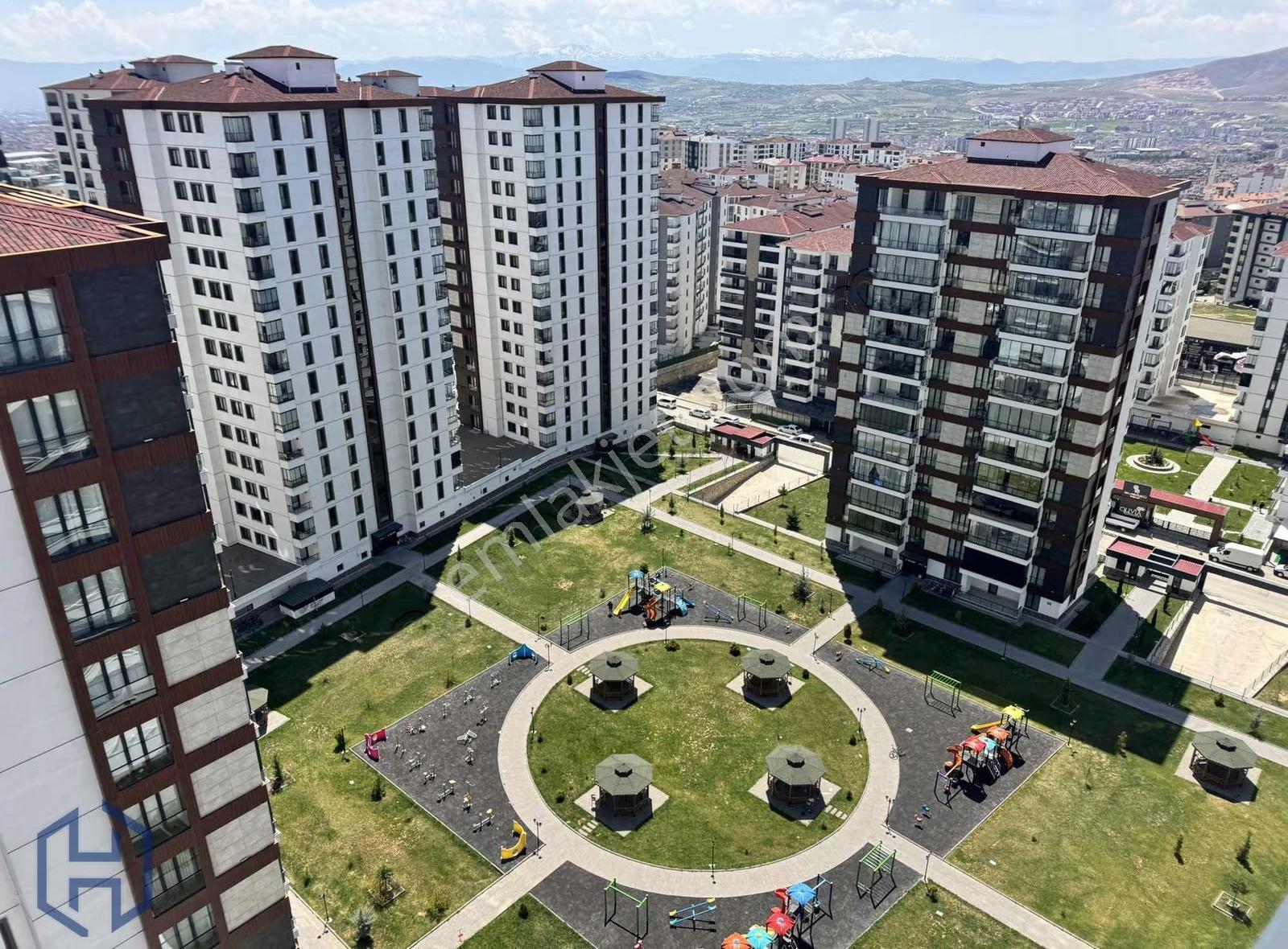 Harbert | Çaydaçıra Mah. Sahra Royal City Satılık 4+1 Lüks Daire - Görsel 28