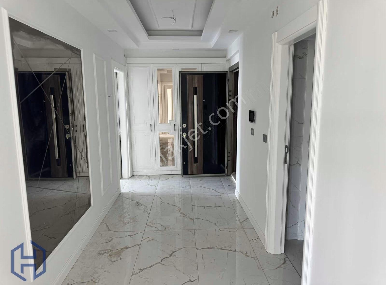Harbert | Çaydaçıra Mah. Sahra Royal City Satılık 4+1 Lüks Daire - Görsel 8