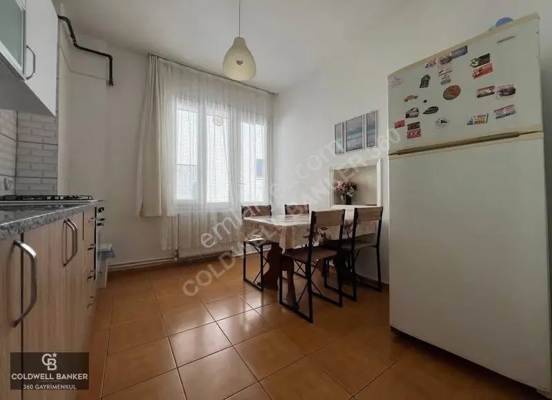 Buca'da Eşyalı, Doğalgazlı, Çift Cepheli 3+1 Kiralık Daire - Görsel 4