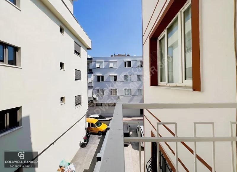 Buca'da Eşyalı, Doğalgazlı, Çift Cepheli 3+1 Kiralık Daire - Görsel 9