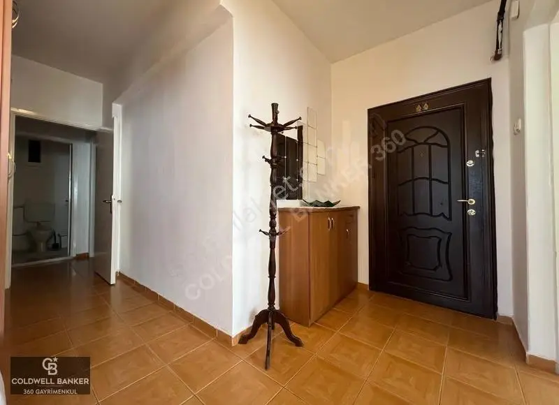 Buca'da Eşyalı, Doğalgazlı, Çift Cepheli 3+1 Kiralık Daire - Görsel 2