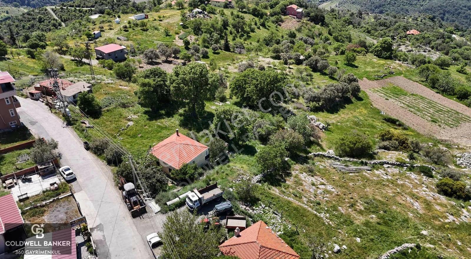 İzmir Güzelbahçe Payamlı Mahallesinde Satılık 717 M2 Arsa - Görsel 3