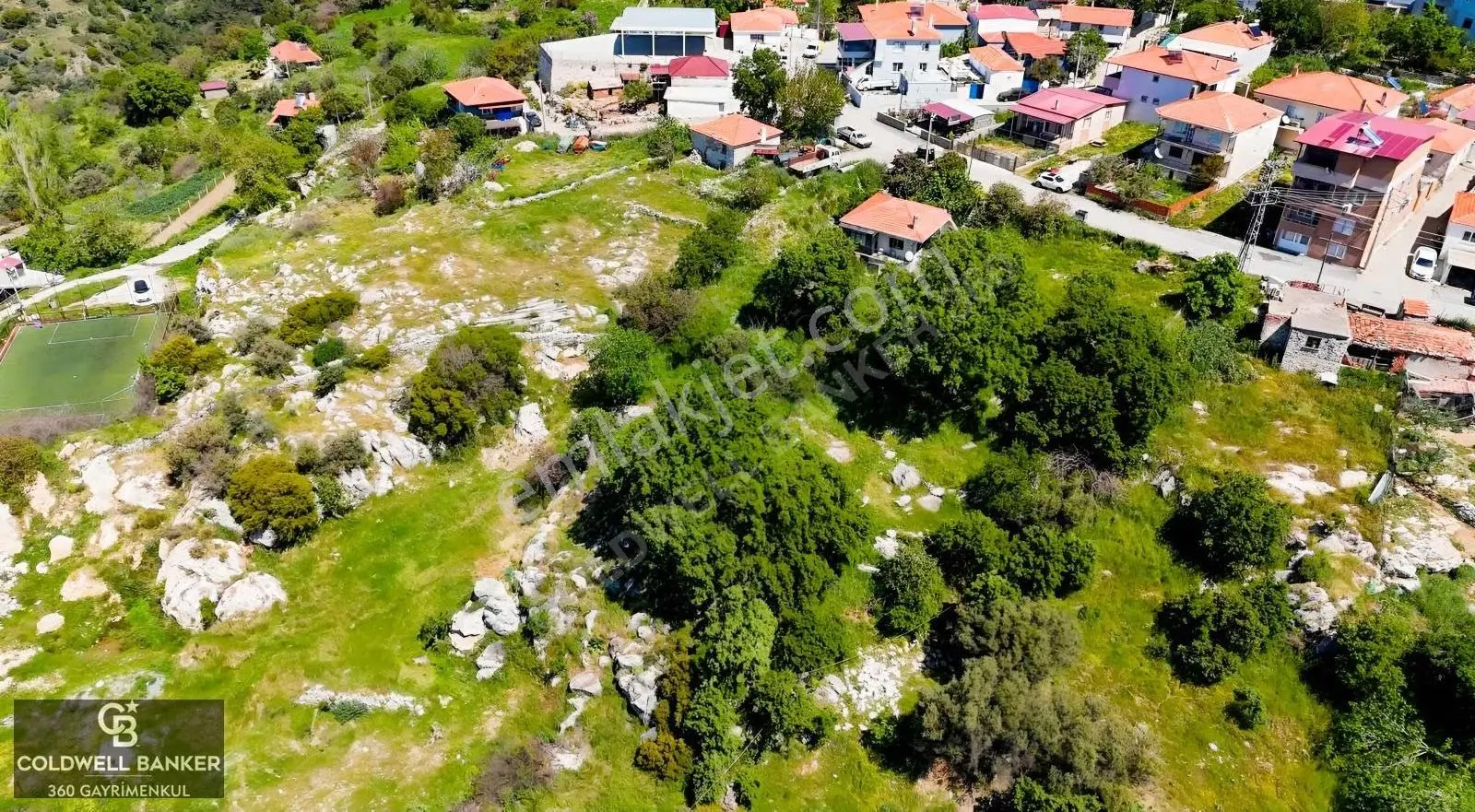 İzmir Güzelbahçe Payamlı Mahallesinde Satılık 717 M2 Arsa