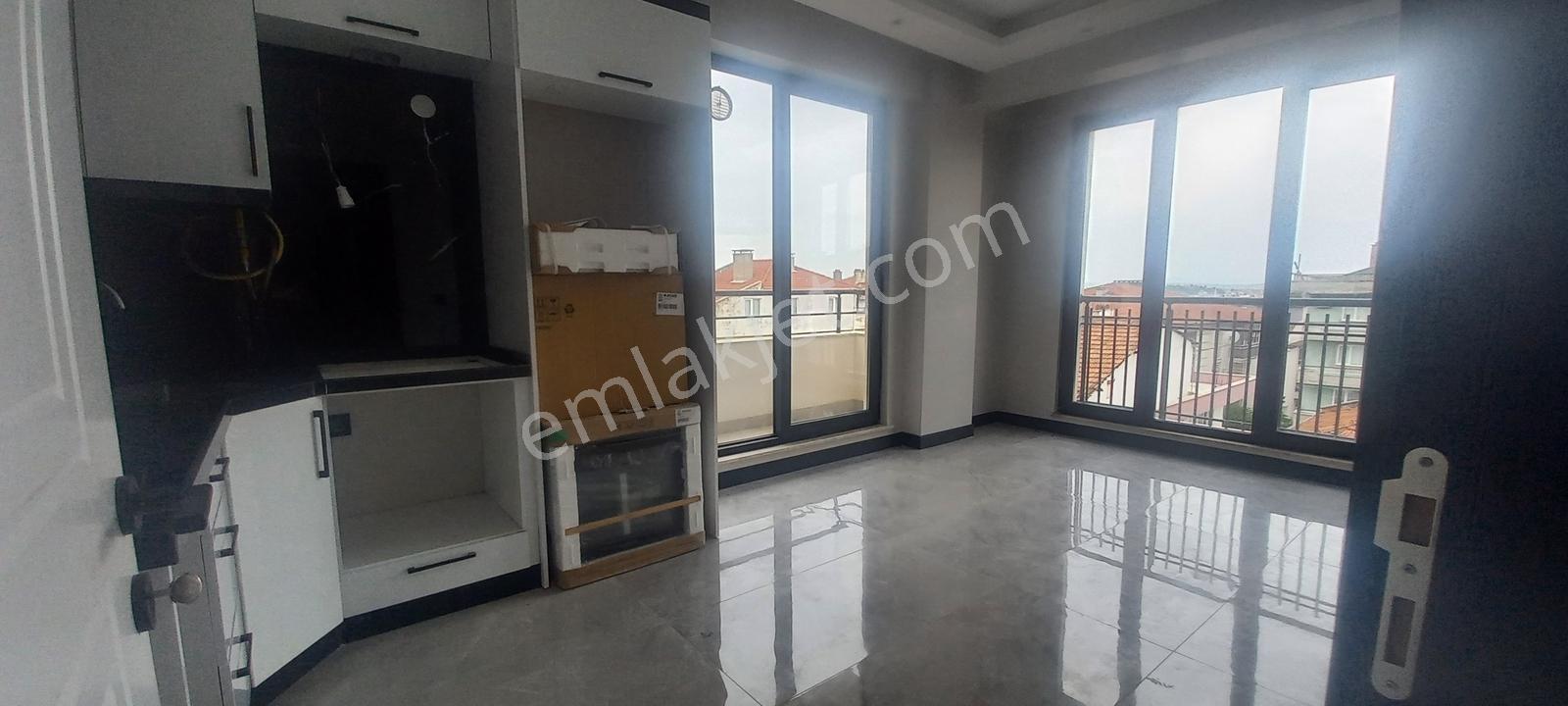 Mir'den Balıkesir Atatürk Mah.sıfır Kiralık Açık Mut. 2+1 Daire - Görsel 4