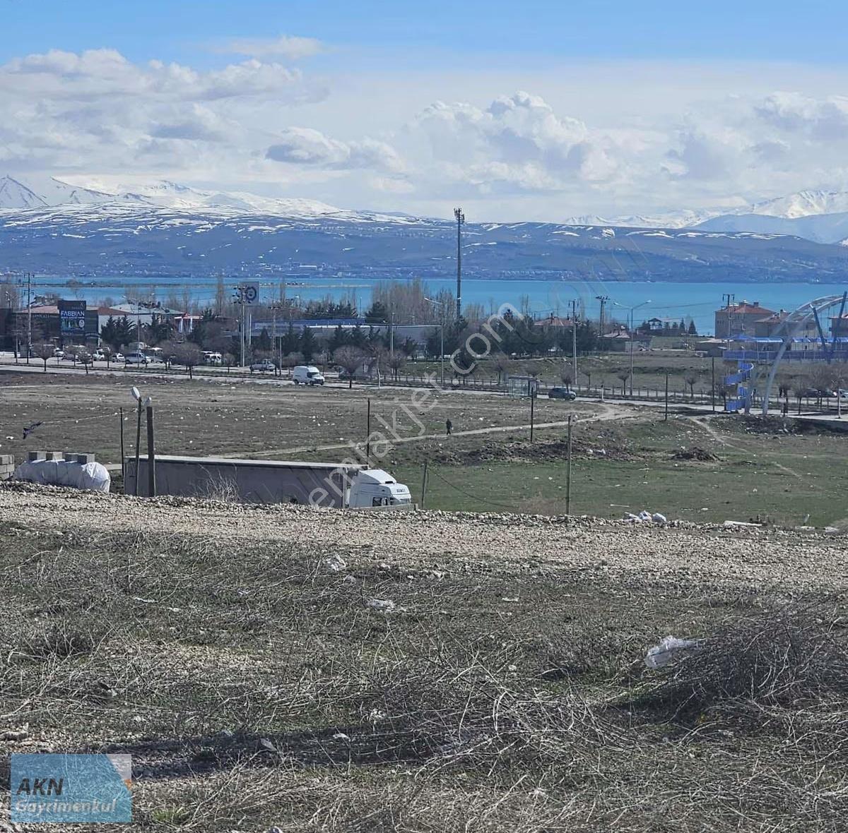 Akn Gayrimenkulden Şemsibeyde Full Göl Manzaralı Eşsiz Arsa