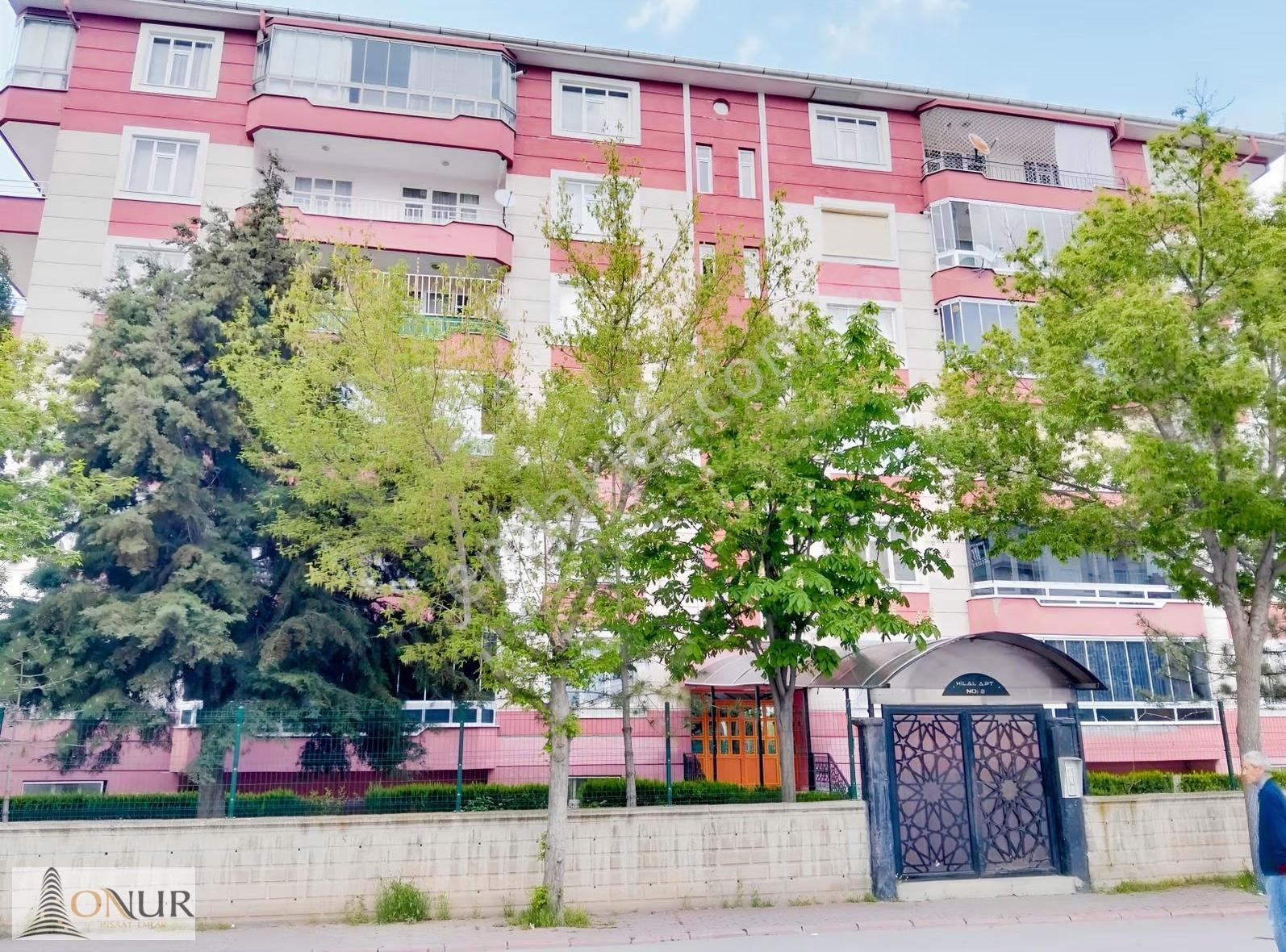 Onur Emlak Fetih Mah. Site İçi 3+1 Ara Kat Satılık Daire