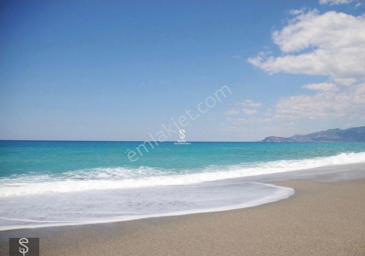 Alanya Gold Cıtyde Satılık 3+1 Deniz Manzaralı Eşyalı Bahçe Dubleksi Daire - Görsel 2