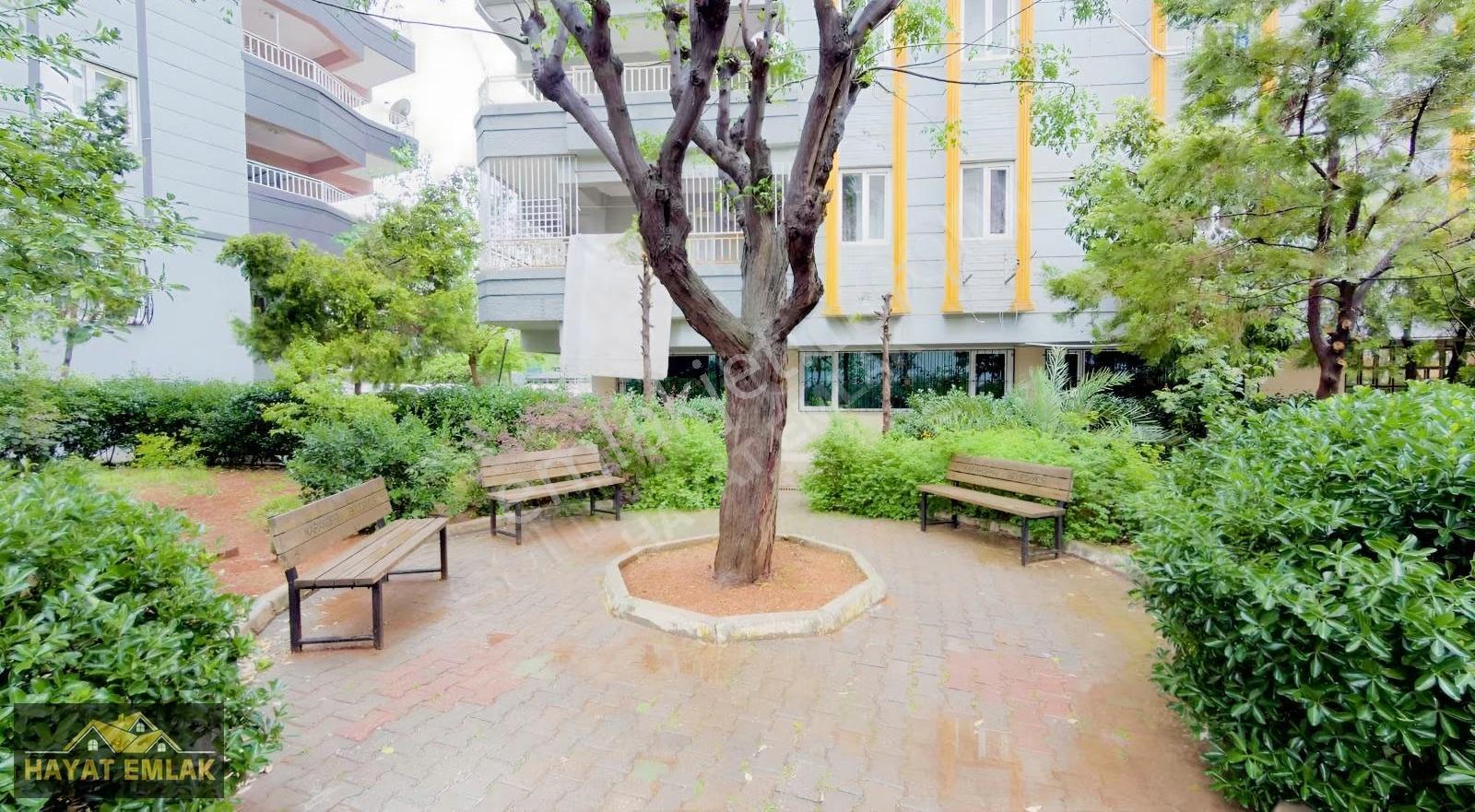 Hayat Emlak'tan Kiralık 4+1 Ara Kat Ferah Temiz Bakımlı Eksiksiz - Görsel 10