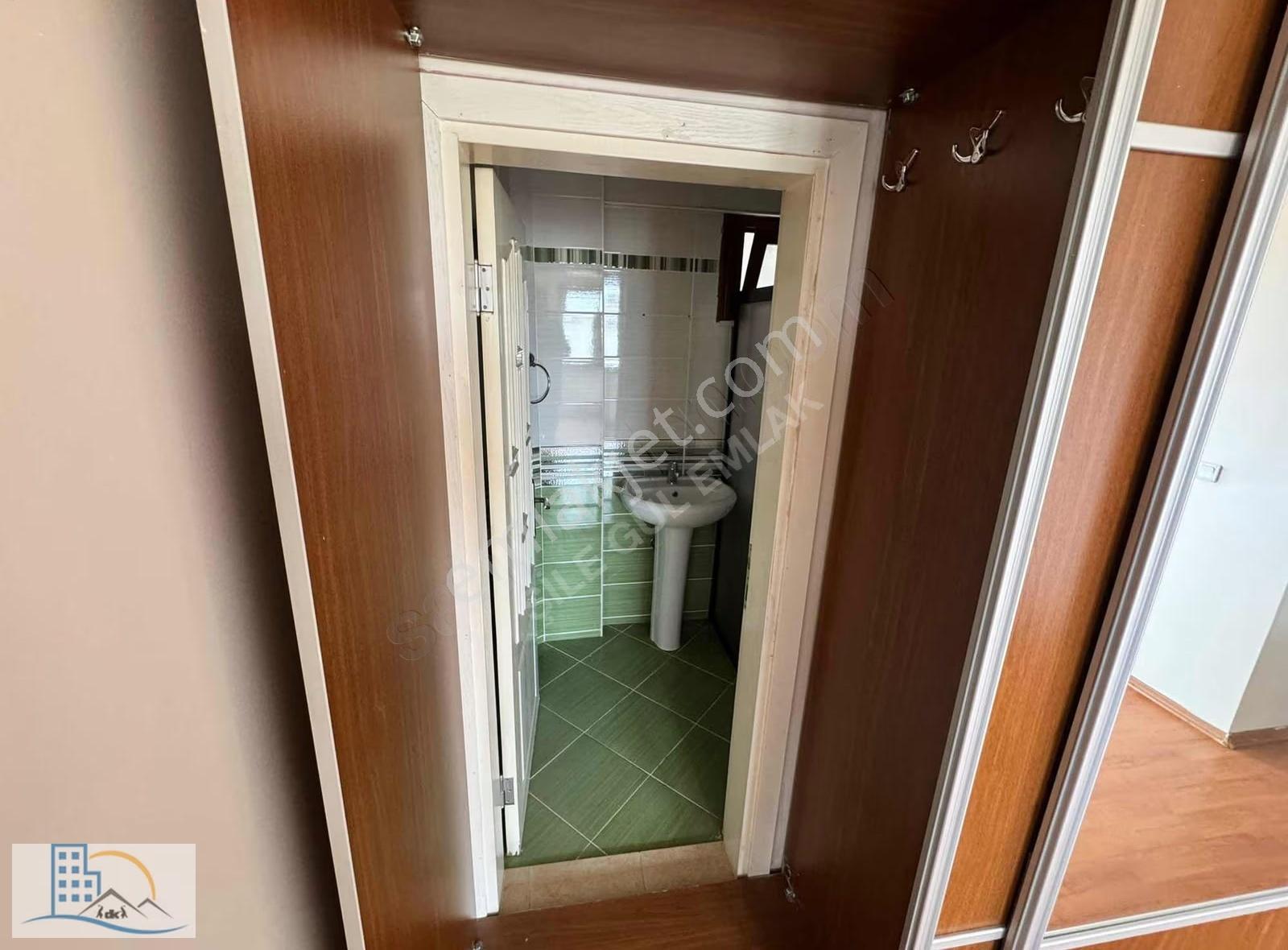 Gebze'de İskanlı 430m2 5+2 Şelaleli 100m2 Teraslı Dubleks - Görsel 8