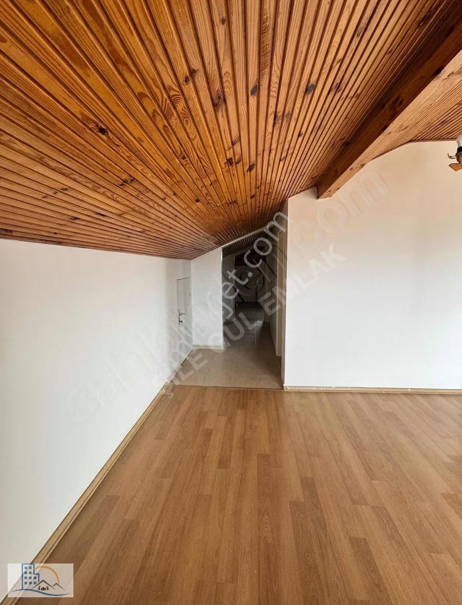 Gebze'de İskanlı 430m2 5+2 Şelaleli 100m2 Teraslı Dubleks - Görsel 2