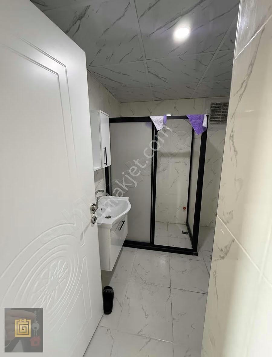 Öncel Gyo Osm Hastane Yanı Eşyalı Kiralık 1+1 - Görsel 13