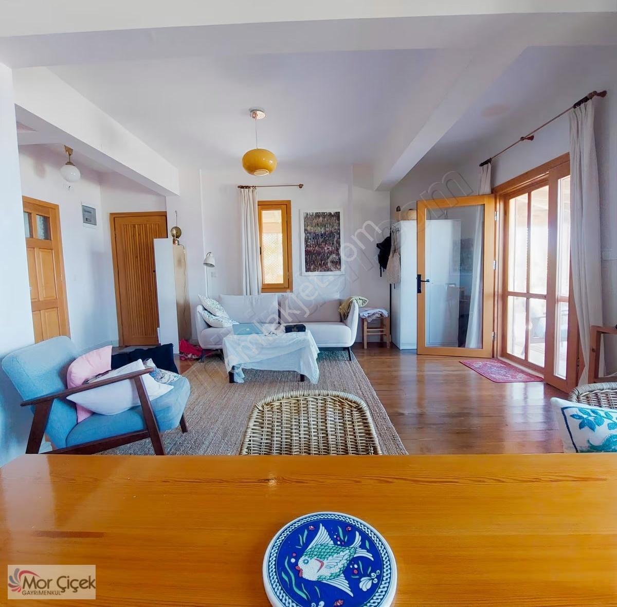 Morçiçek'ten Mordoğan Azmak'ta Denize Sıfır Müstakil Villa - Görsel 6