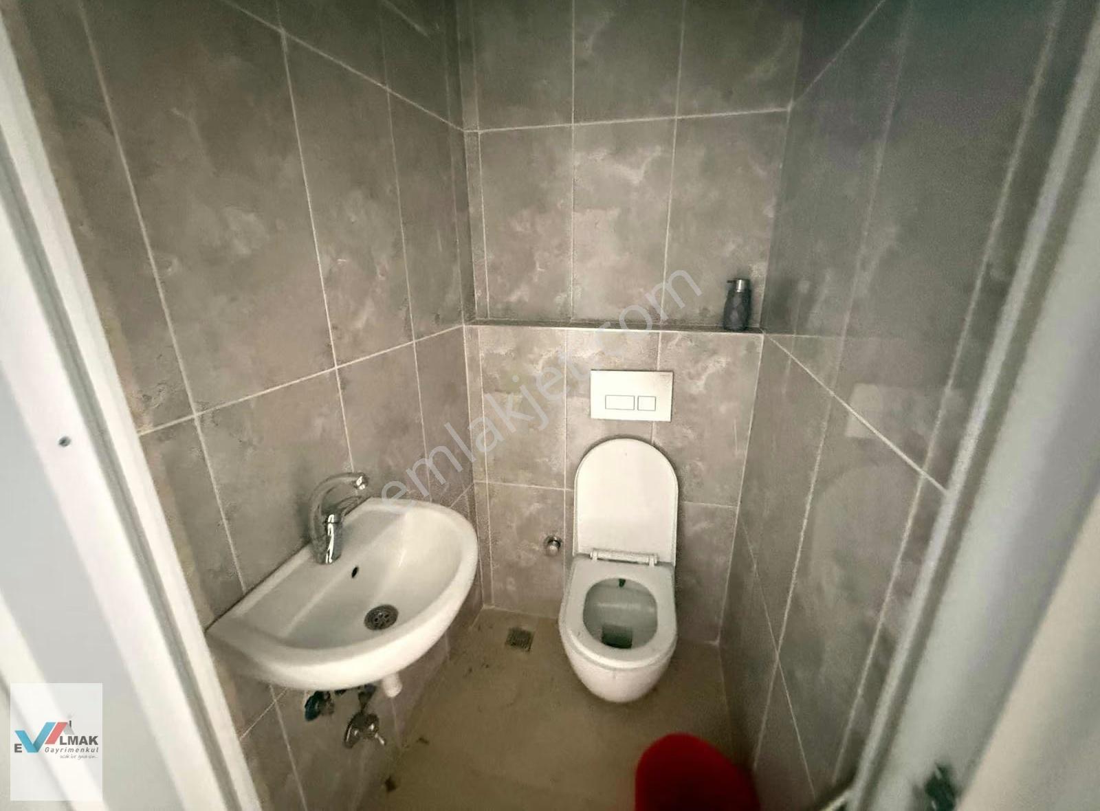 Evalmak'ta İnönü Mah'de Kiralık Dükkan Ofis - Görsel 9