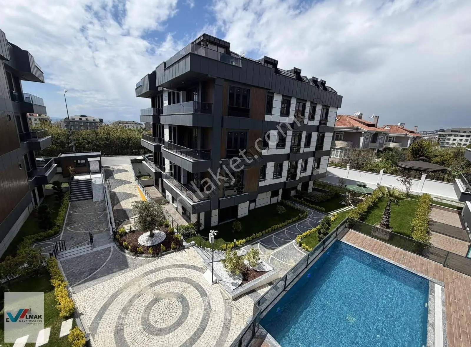 Kavaklı Mah.de 3+1 (130m2) Havuzlu Peysajlı Otoparklı Güvenlikli - Görsel 5