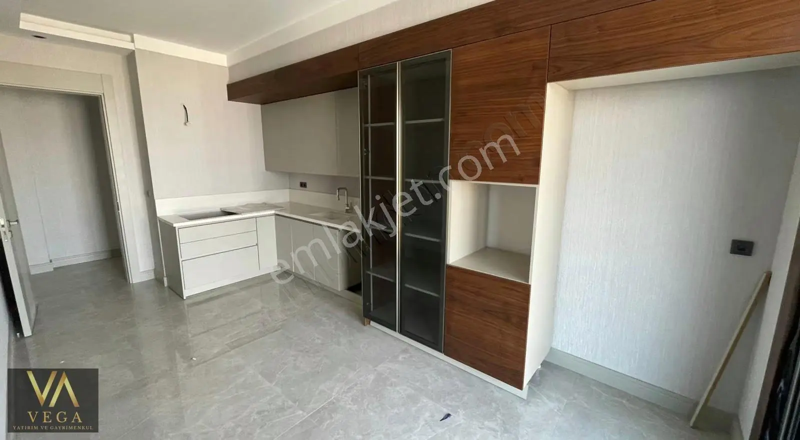 Güzelyurt Mah Noran Elysiumda 4+1 Sıfır Son Kat