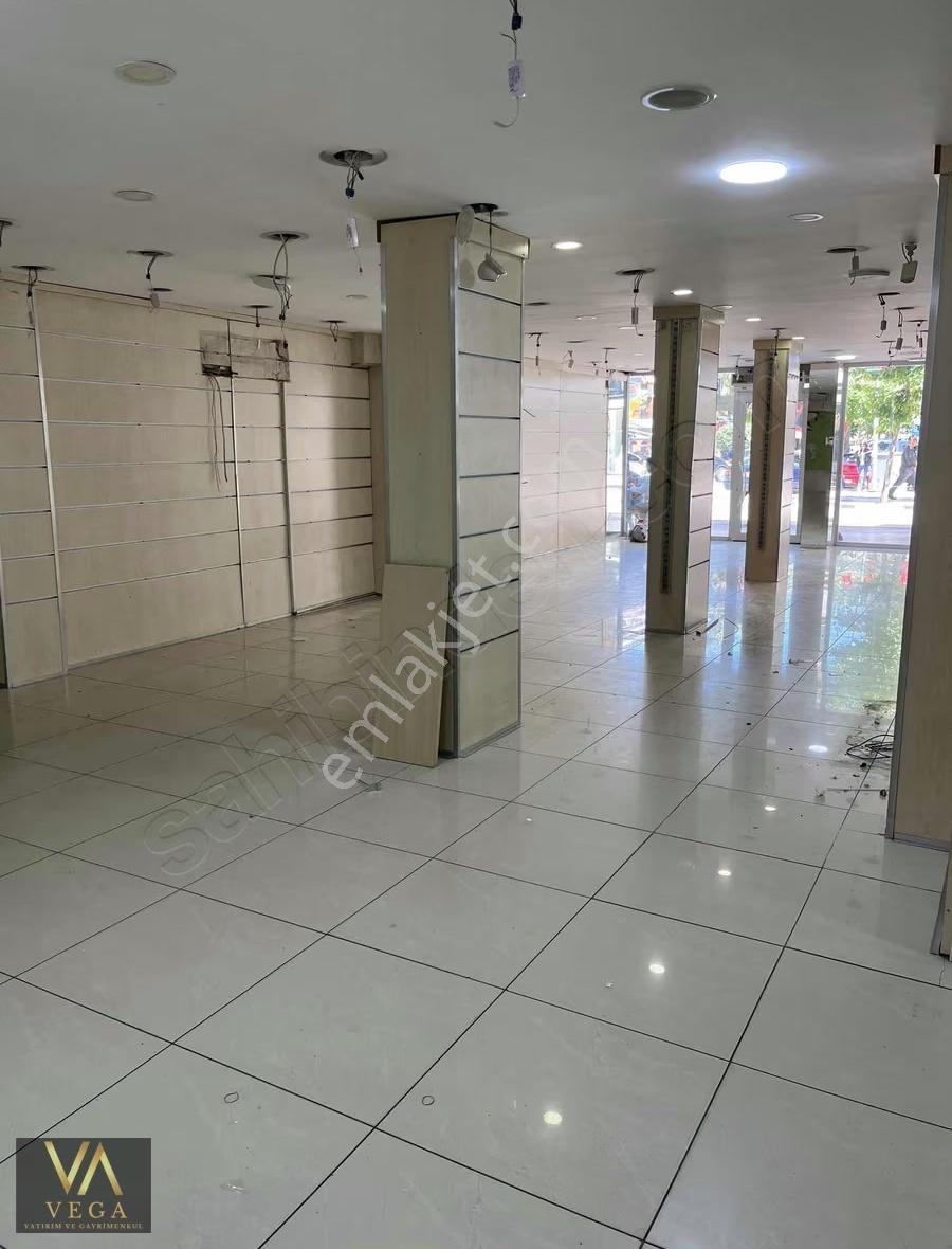 Çarşı'nın Göbeğinde Kiralık Mağaza - Görsel 6