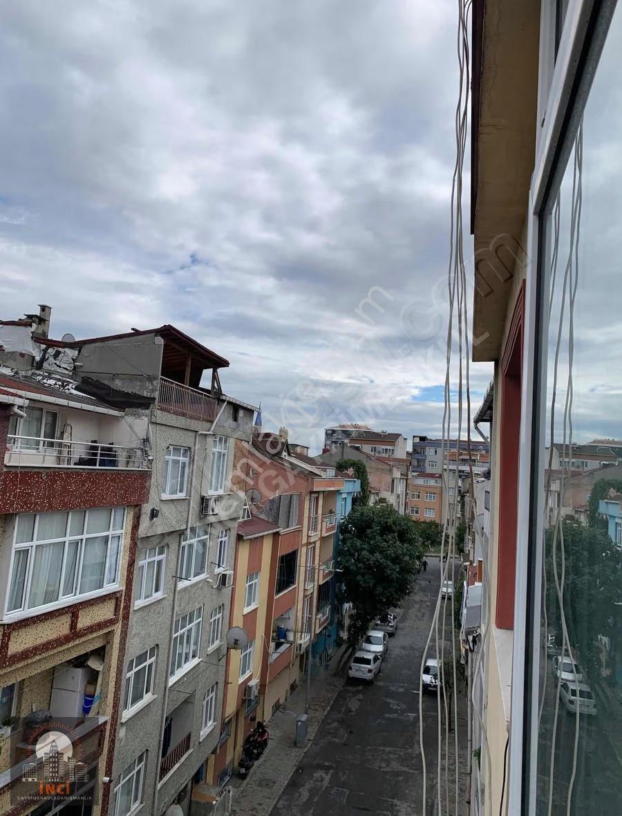 Bağcılar Göztepe'de 100m² 2+1 Lüks Daire - Görsel 12