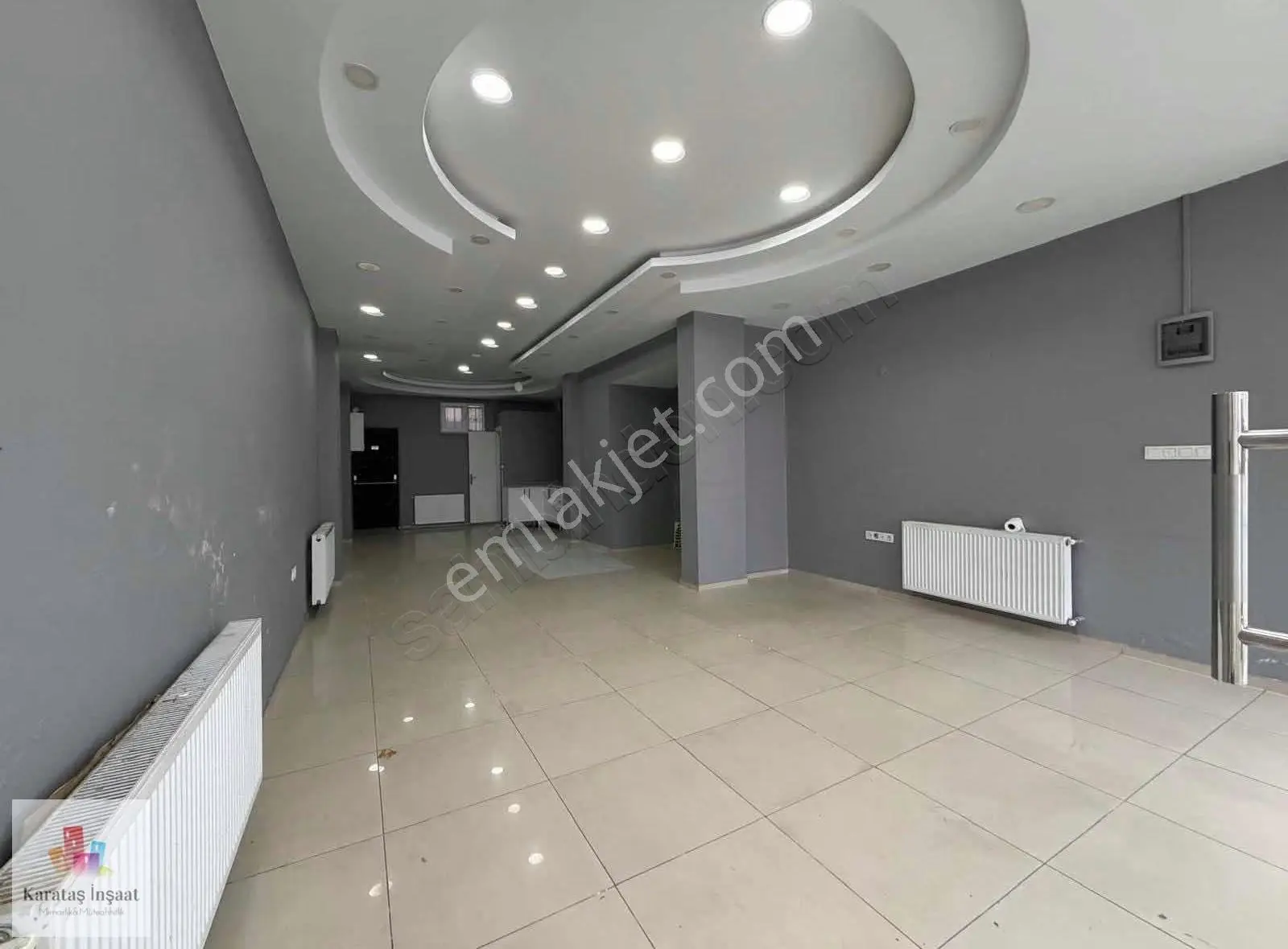 Ana Cadde'de Çok İşlek Noktada Her Her İşe Uygun 100 M² Dükkan
