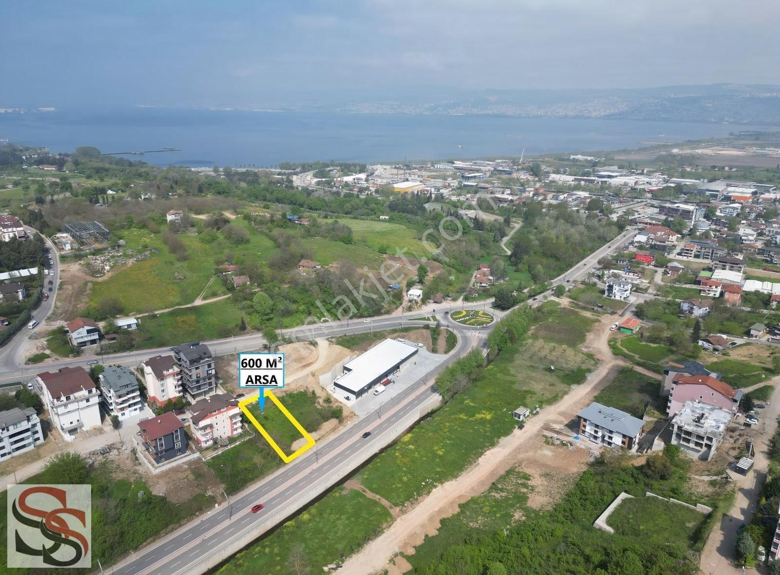 Başiskele Yuvacık'ta Ana Cadde Üzeri 500 M² % 30 - 3 Kat İmarlı - Görsel 15