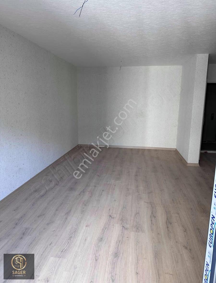 Bursada Modern Ve Konforlu 3+1 Kiralık Daire - Görsel 9