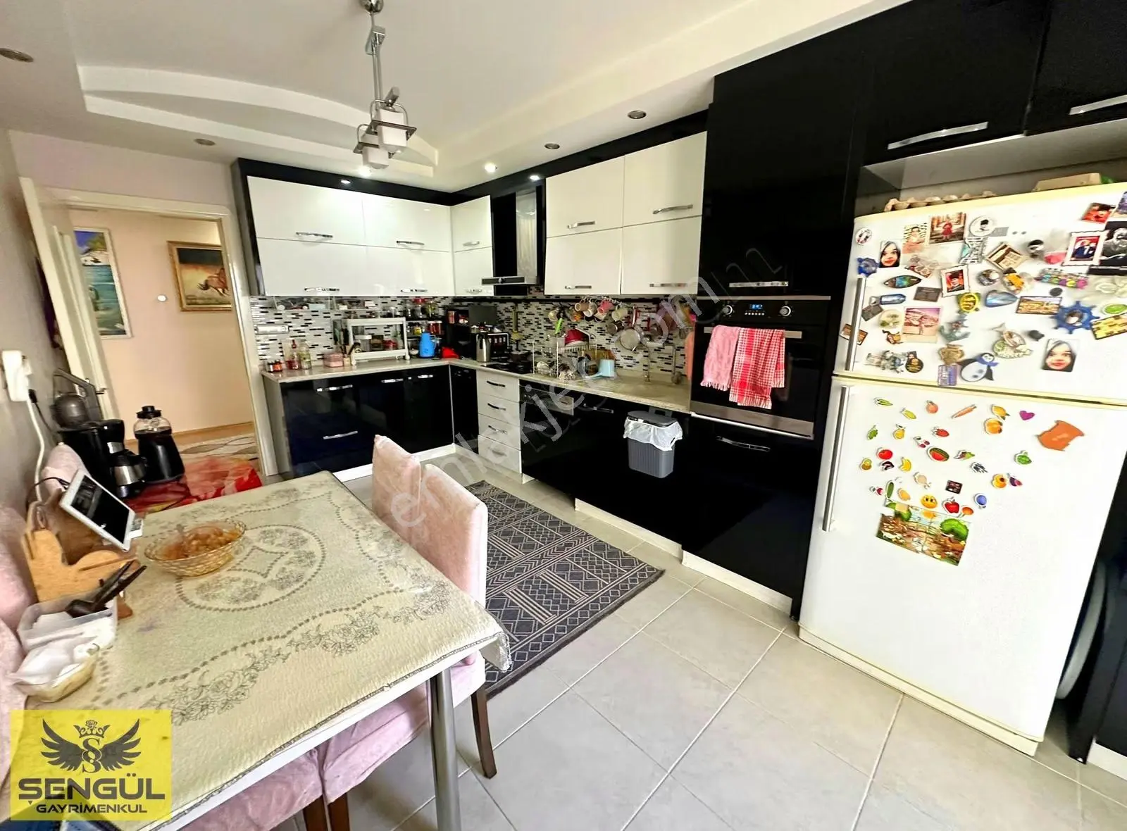 Şengül Gayrimenkul'den 1.200 Evlerde Site İçi 3+1 Satılık Daire