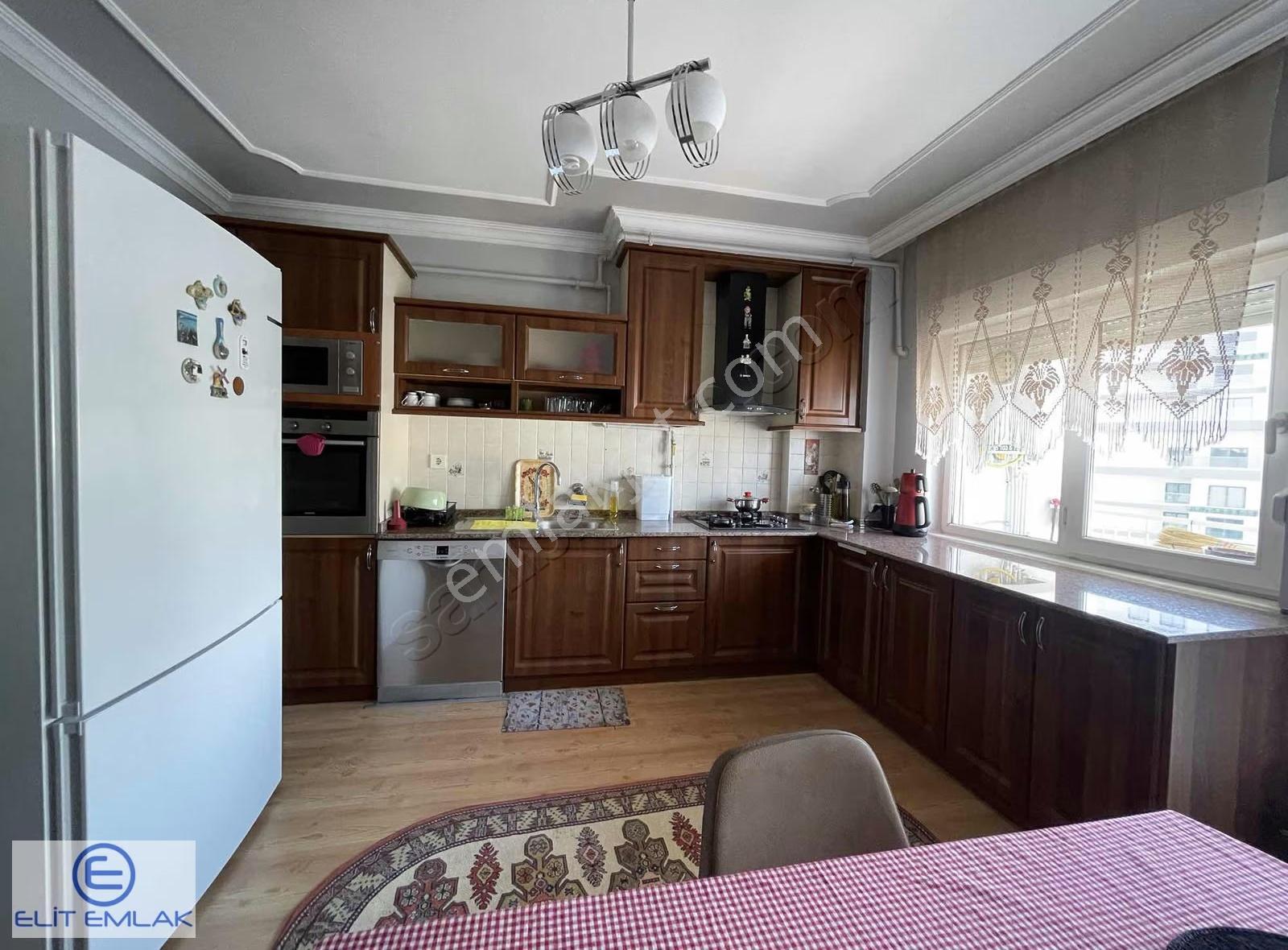 Dörtyol Kavşağı Satılık 4+1 Daire - Görsel 8