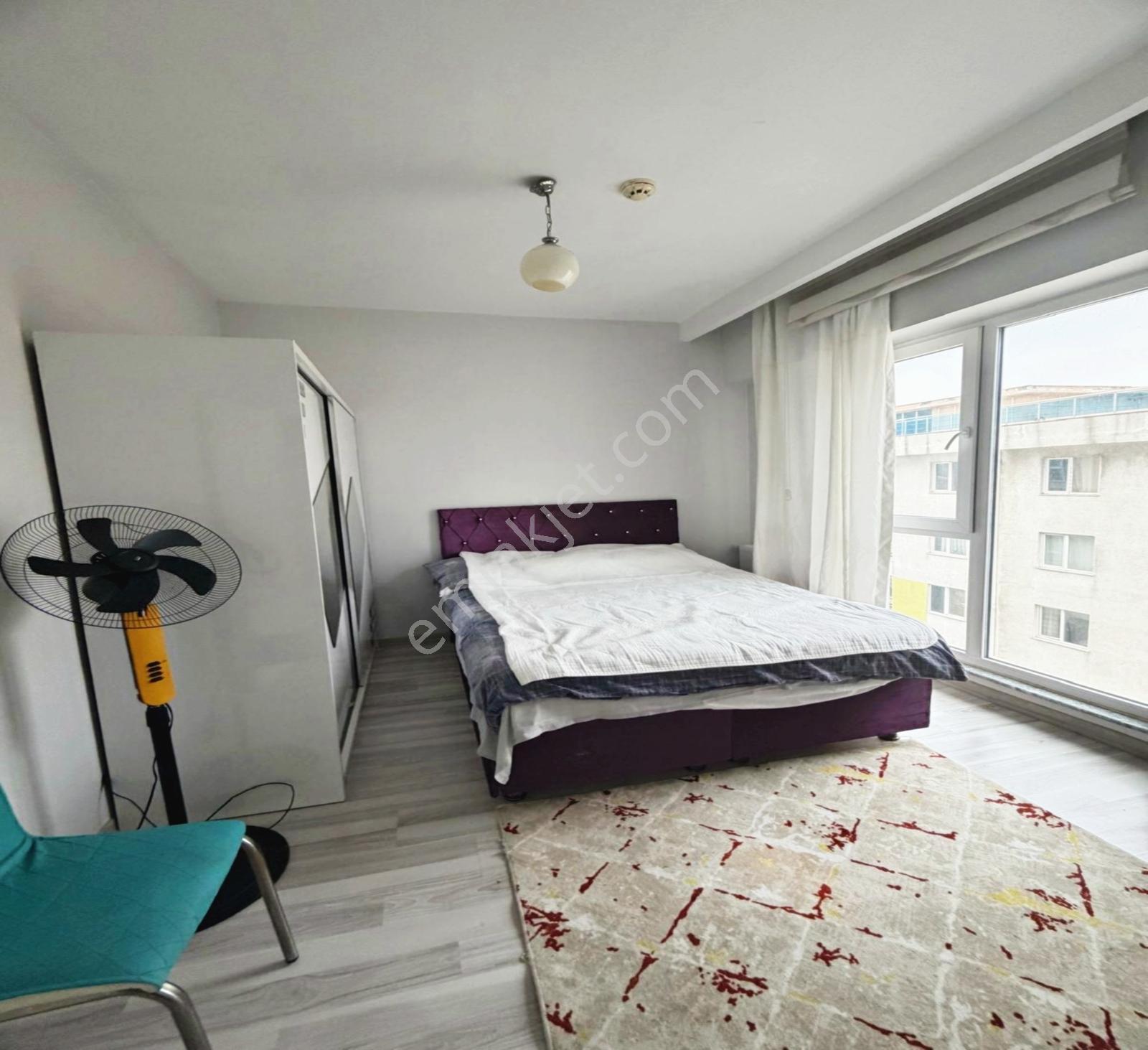 Metrobüse 10 Dakika Yürüme Mesafesi Site İçi Eşyalı Daire - Görsel 26
