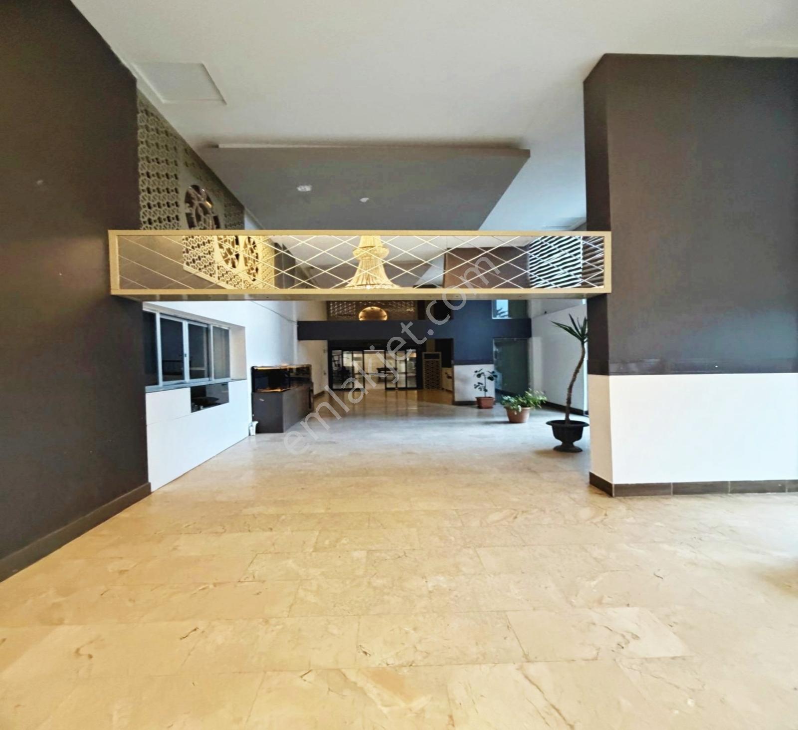 Metrobüse 10 Dakika Yürüme Mesafesi Site İçi Eşyalı Daire - Görsel 28