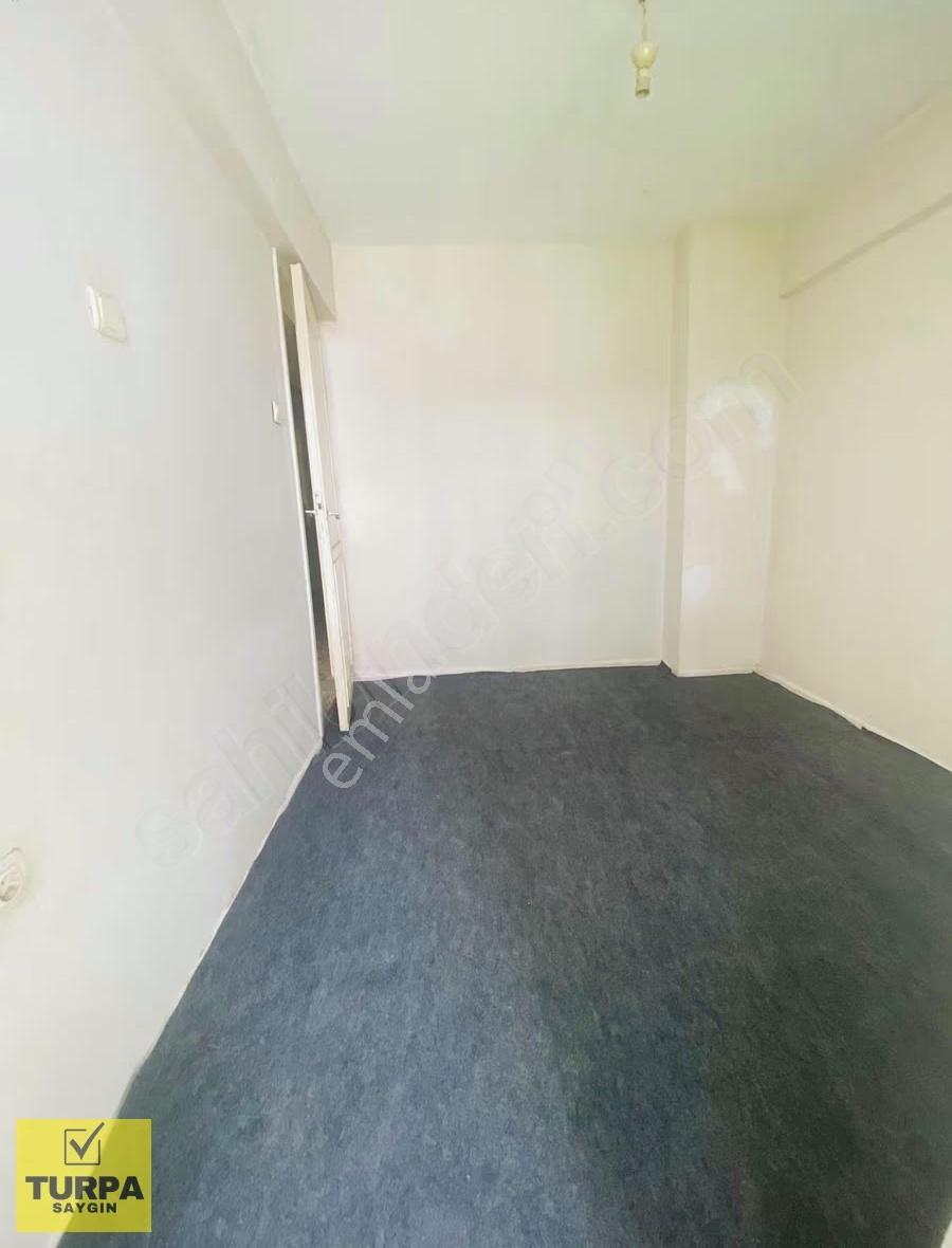 Üzümcü Okulu Ve Manolyo Parkı Yakını Ara Kat Klasik Kiralık 3+1 - Görsel 16