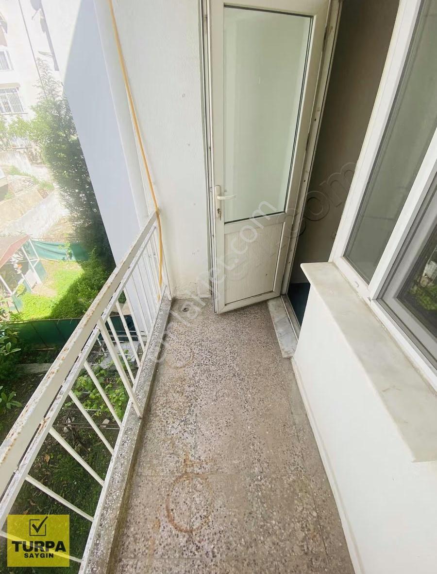 Üzümcü Okulu Ve Manolyo Parkı Yakını Ara Kat Klasik Kiralık 3+1 - Görsel 12