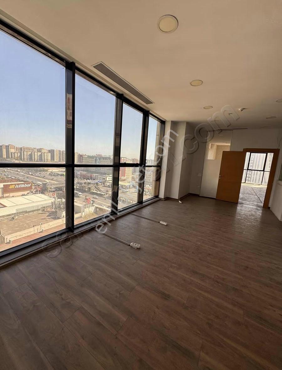 E 5 E Cephe Kiralık Ofisler - Görsel 16