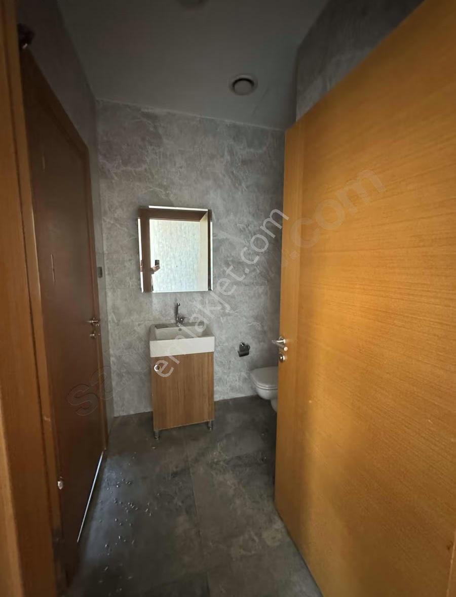 E 5 E Cephe Kiralık Ofisler - Görsel 32