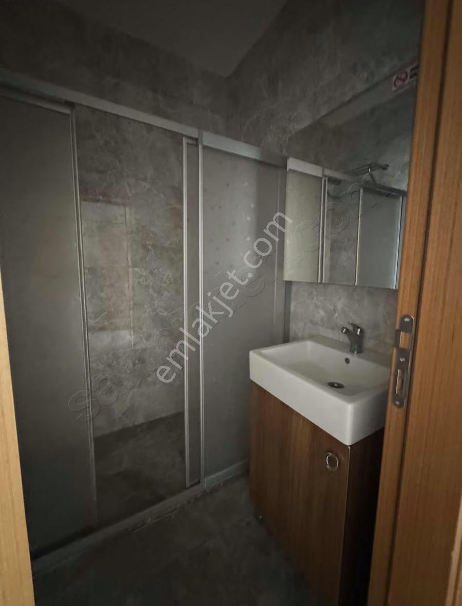 E 5 E Cephe Kiralık Ofisler - Görsel 22