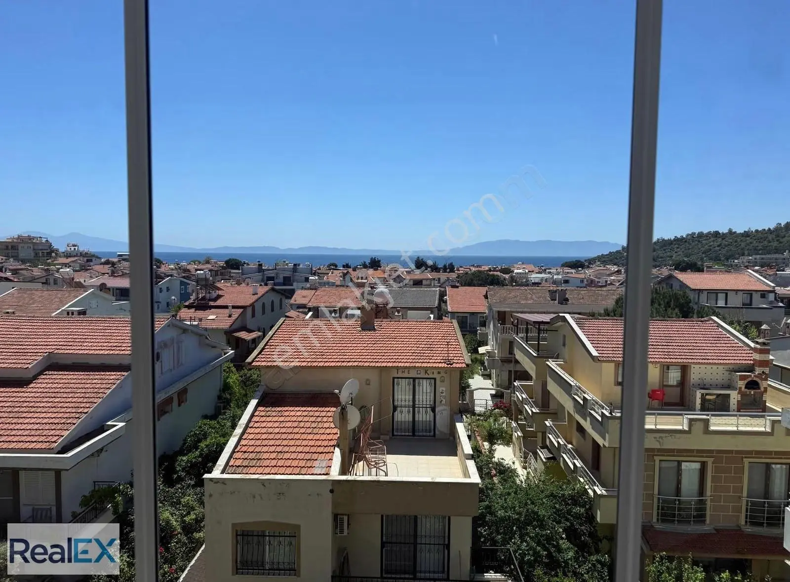 Çukuraltında Full Bakımlı Deniz Manzaralı Geniş2+1 Fırsat Daire