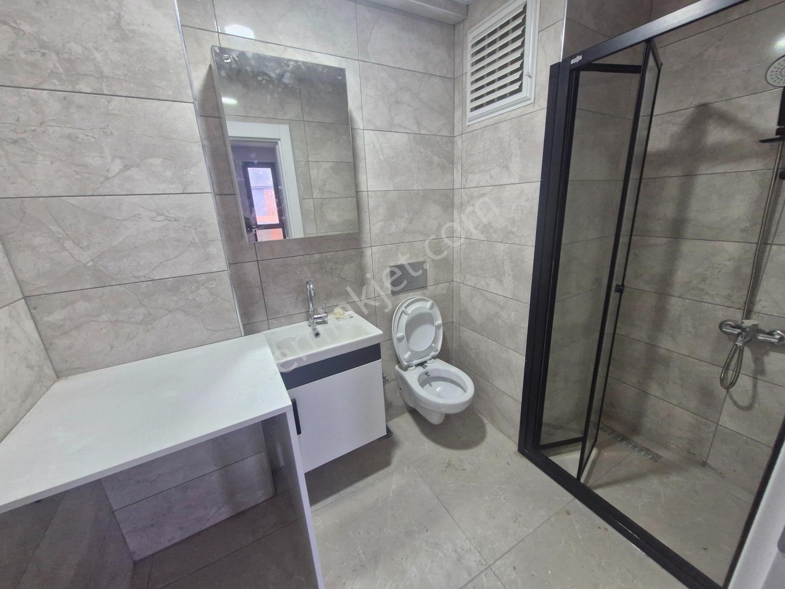 Hürriyet Mahallesi Beyaz Yıldız Rezidansta Kiralık 1+1 Daire - Görsel 10