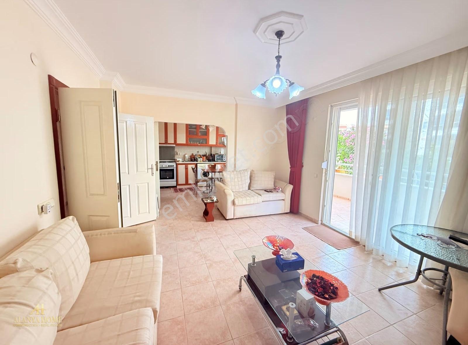 Oba Tara Sitesinde Full Eşyalı 2+1 Daire Denize 450 M - Görsel 2