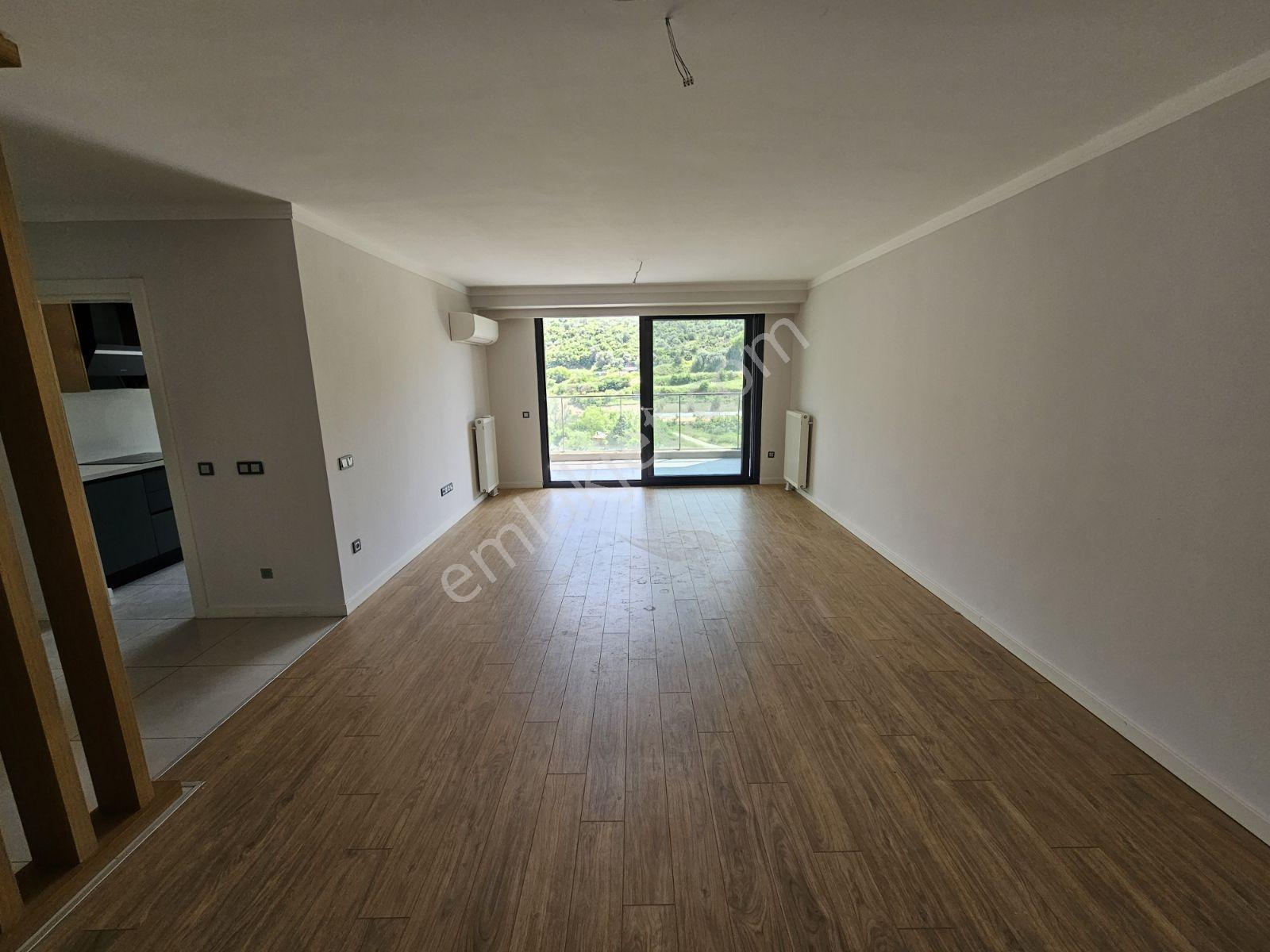 Manisa Meydan Projesinde Kiralık Arakat Daire 3+1 - Görsel 23
