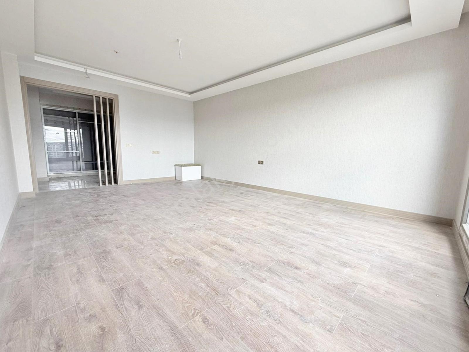▄seyit Gayrimenkul▄ege Mh.çift Bloklu Sıfır Lüx Sitede 4.kat 3+1 - Görsel 13
