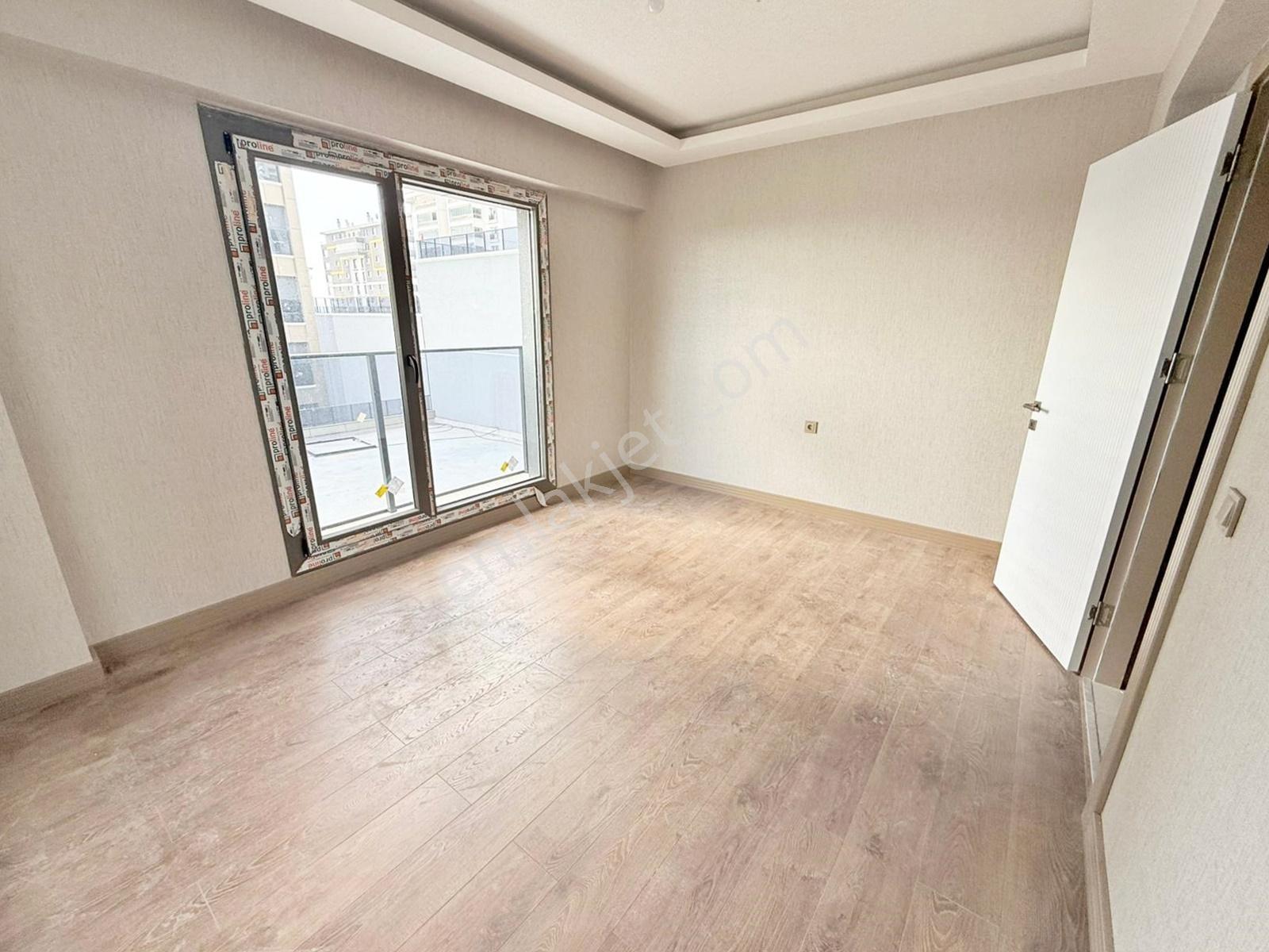 ▄seyit Gayrimenkul▄ege Mh.çift Bloklu Sıfır Lüx Sitede 4.kat 3+1 - Görsel 27