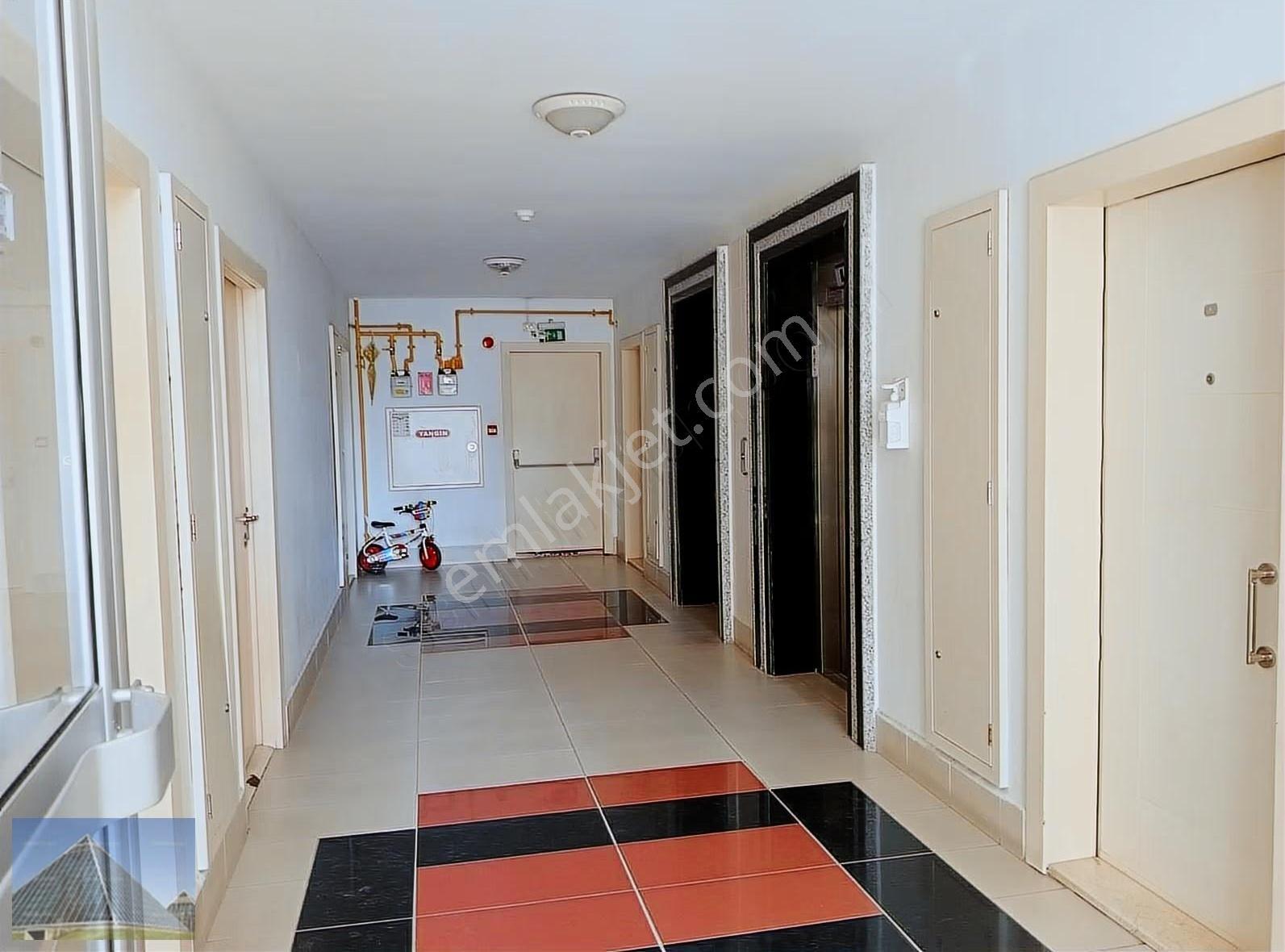 Çorlu Armada Cıty 2 Etapta Ara Kat 1+1 64m2 Kiralık Daire - Görsel 2