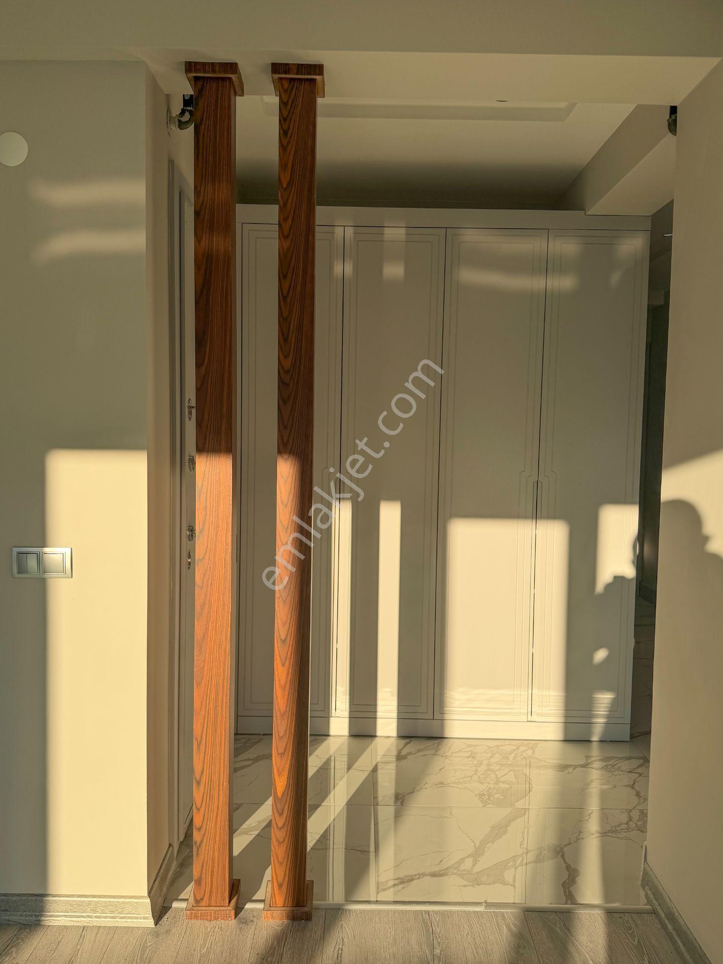 Salon Ayrı Giyinme Odası 2 Banyo Geniş 2+1 - Görsel 29