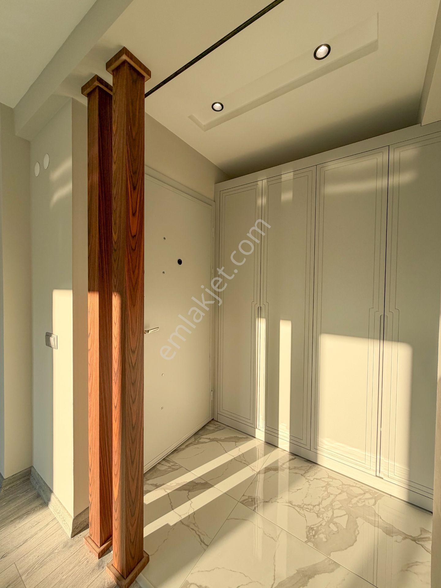 Salon Ayrı Giyinme Odası 2 Banyo Geniş 2+1 - Görsel 33