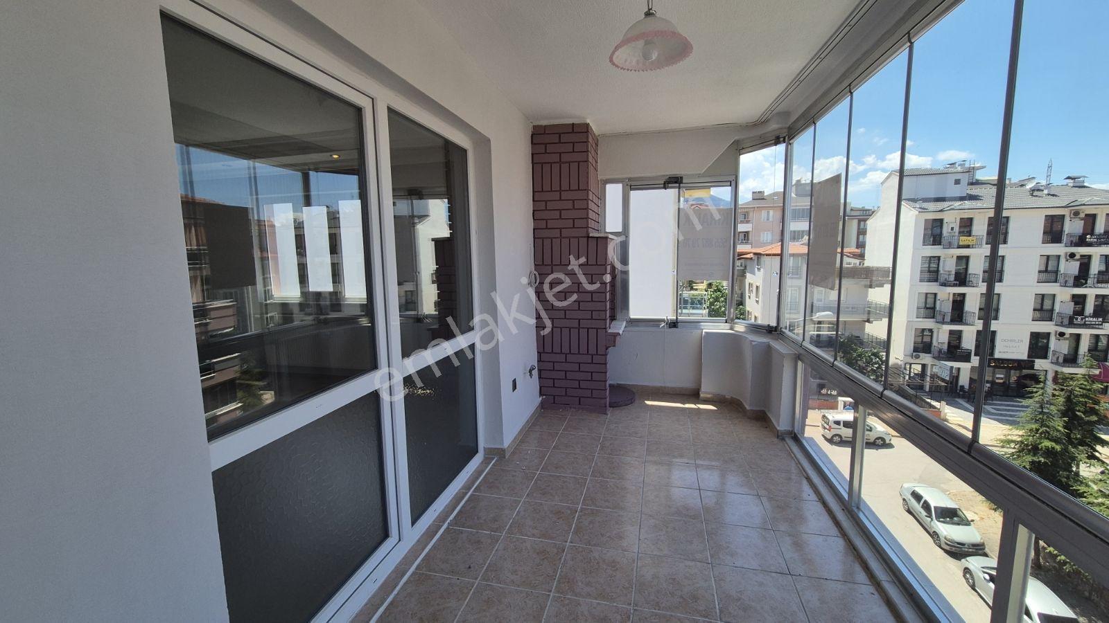 Aybars'tan Adalet'te Kiralık 3+1 Geniş Daire - Görsel 11