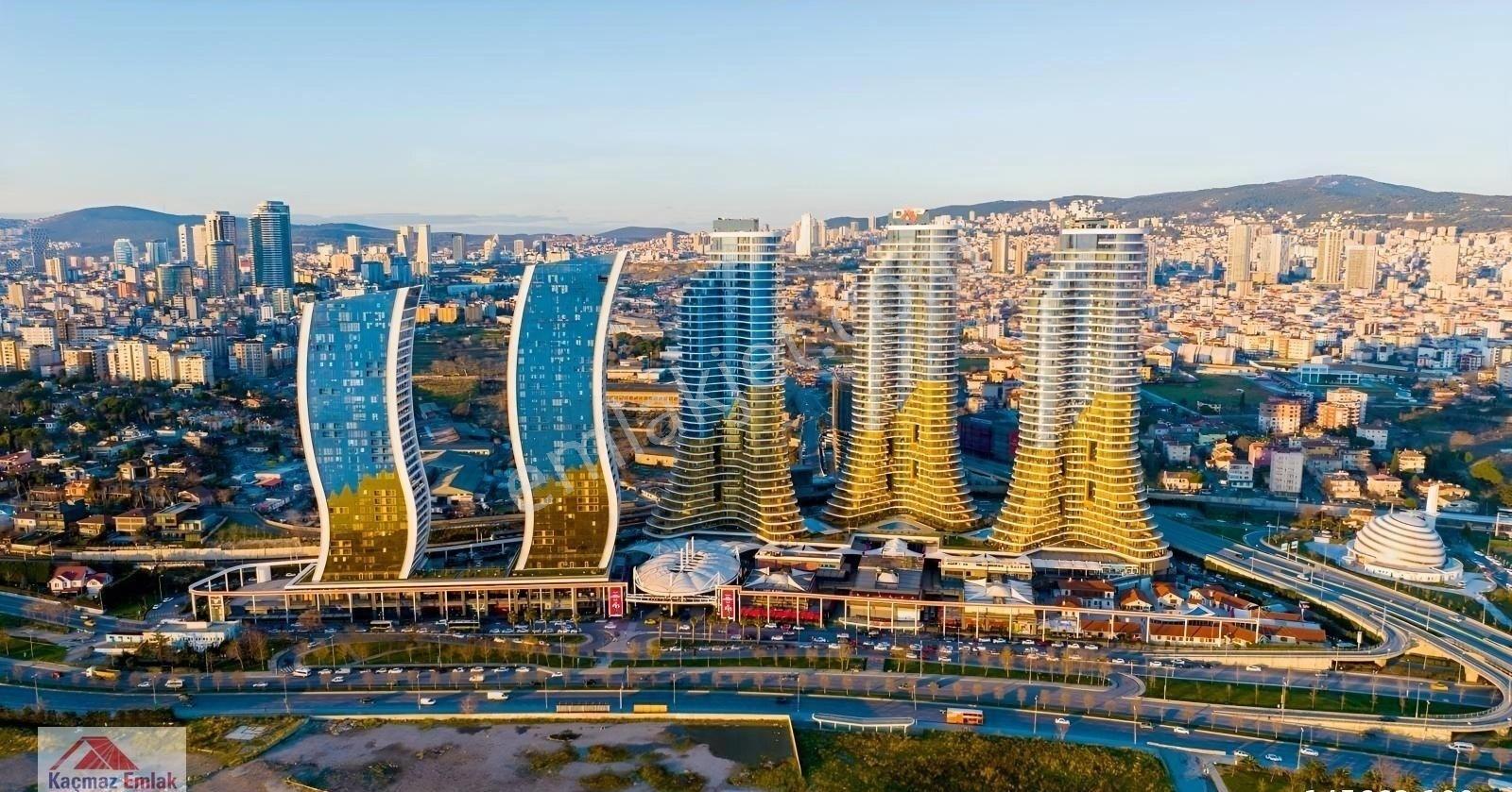 Kaçmaz Emlaktan İstmarina Satılık 1+0 Yüksek Kat Kare Plan - Görsel 17