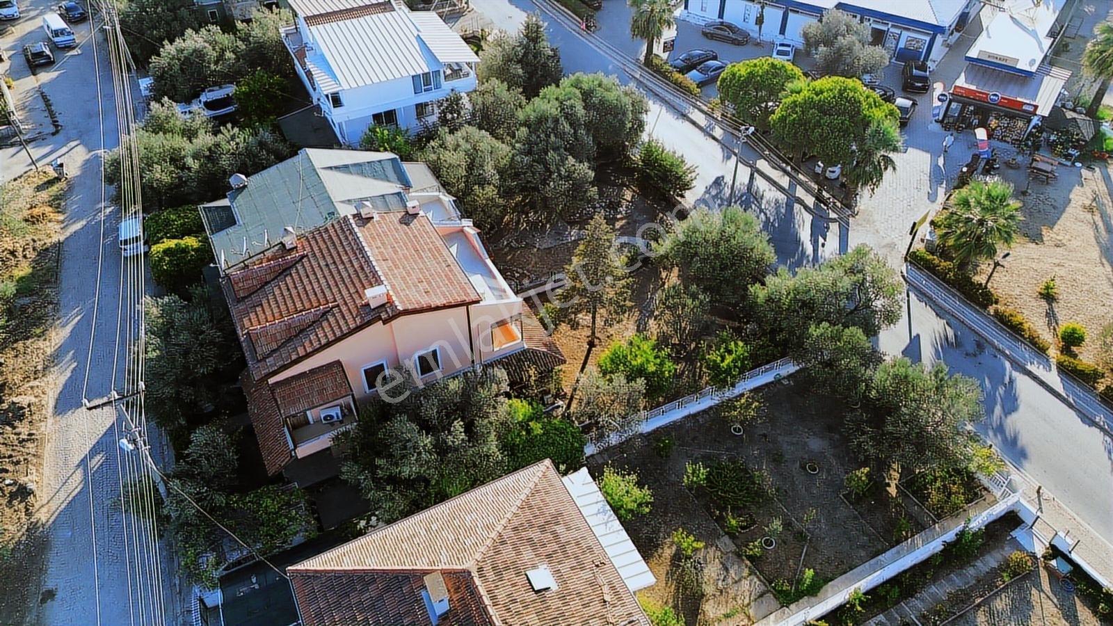 Çokkorkmazdan Ayvalık Sahilkent Önsıra Büyük Bahçeli Villa - Görsel 29