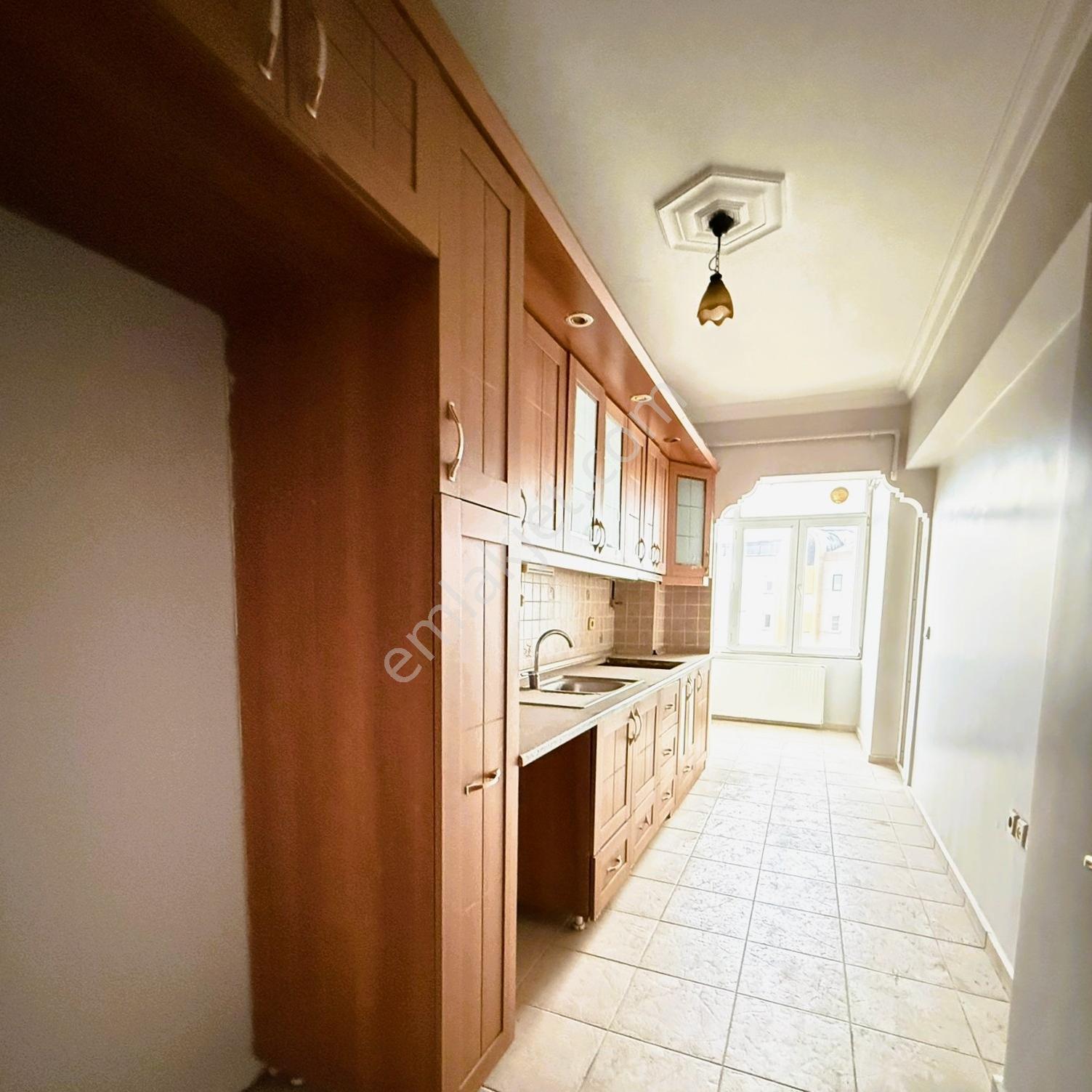 Beylikdüzü Barış Mahallesin De Boş Temiz Satılık 3+1 Daire Acill - Görsel 18